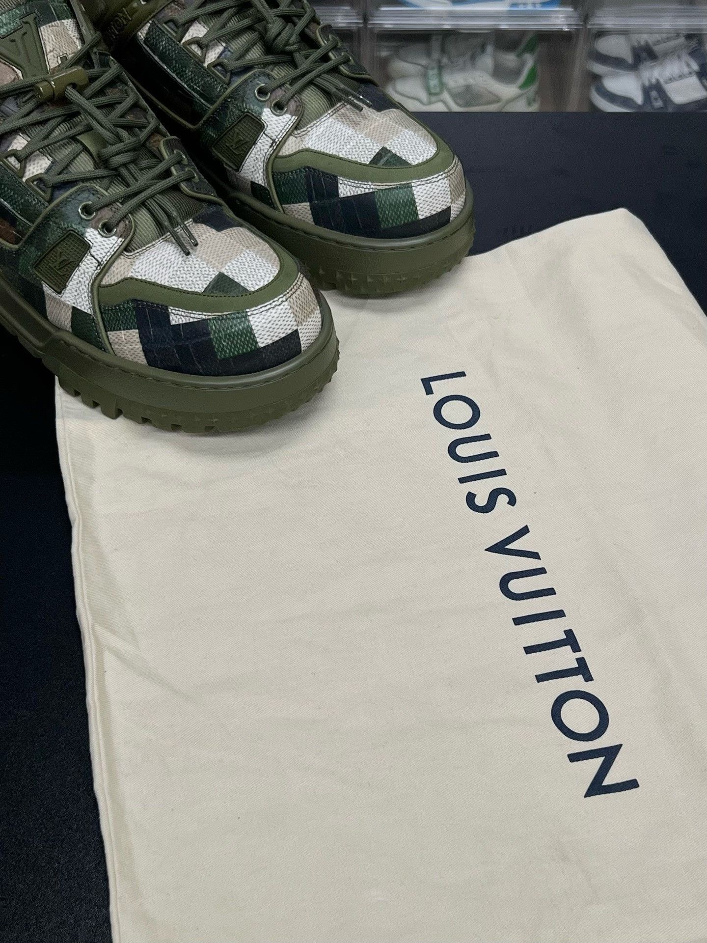 Louis Vuitton Louis Vuitton Green Camo Designer Size US L / EU 52-54 / 3 - 9 Thumbnail