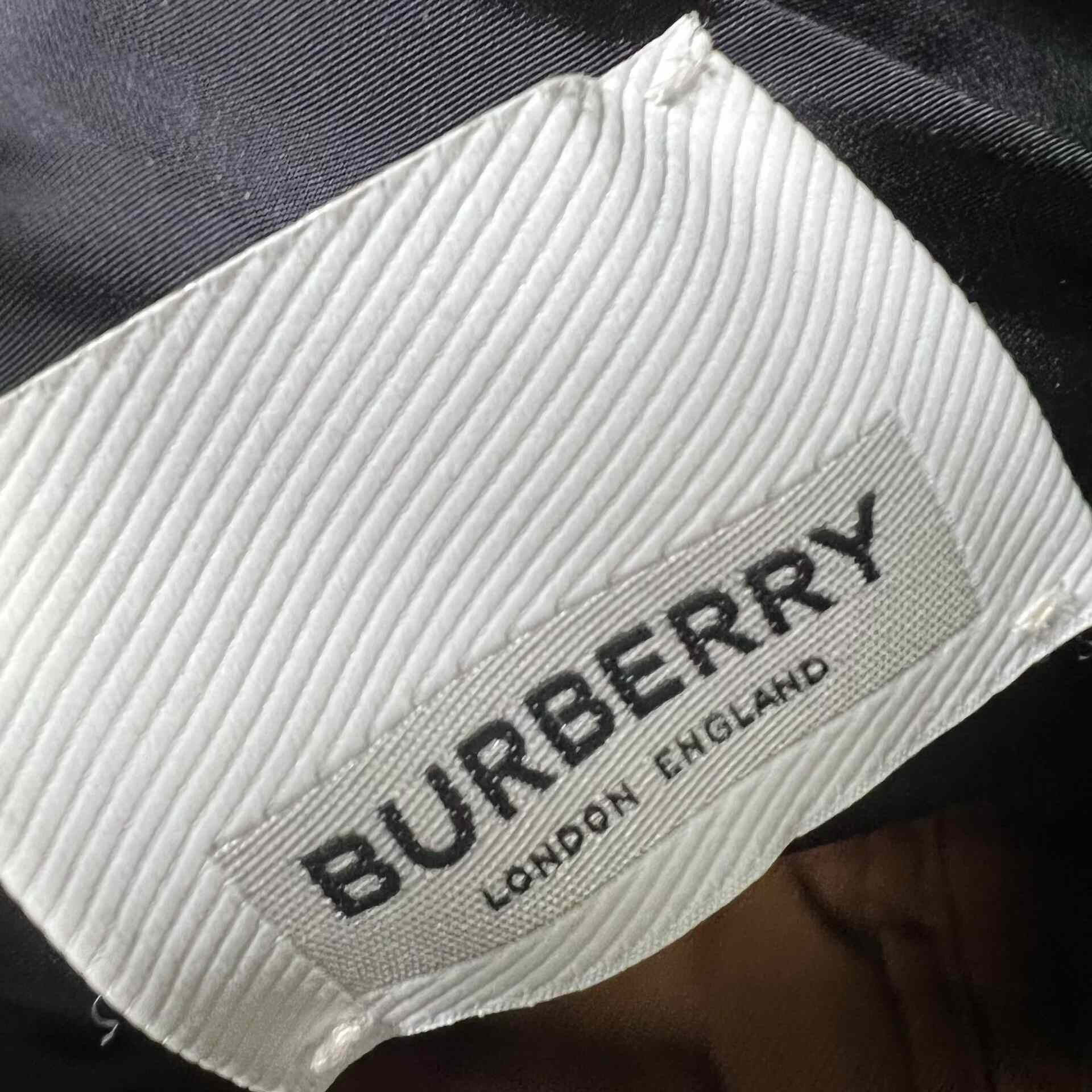 Burberry Burberry Jacket Outerwear Casual Size US M / EU 48-50 / 2 - 3 Thumbnail