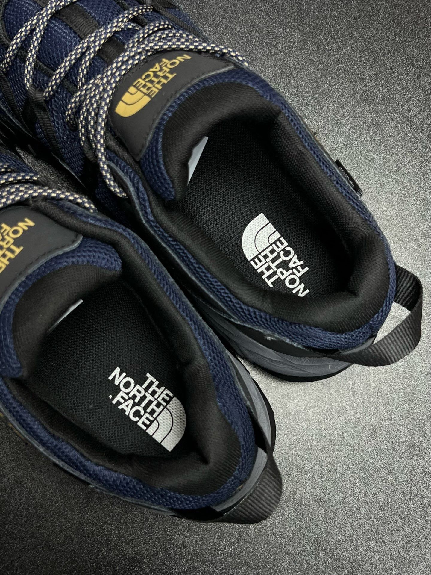 The North Face The North Face Blue Shoes Low Top Size US 9 / EU 42 - 4 Thumbnail