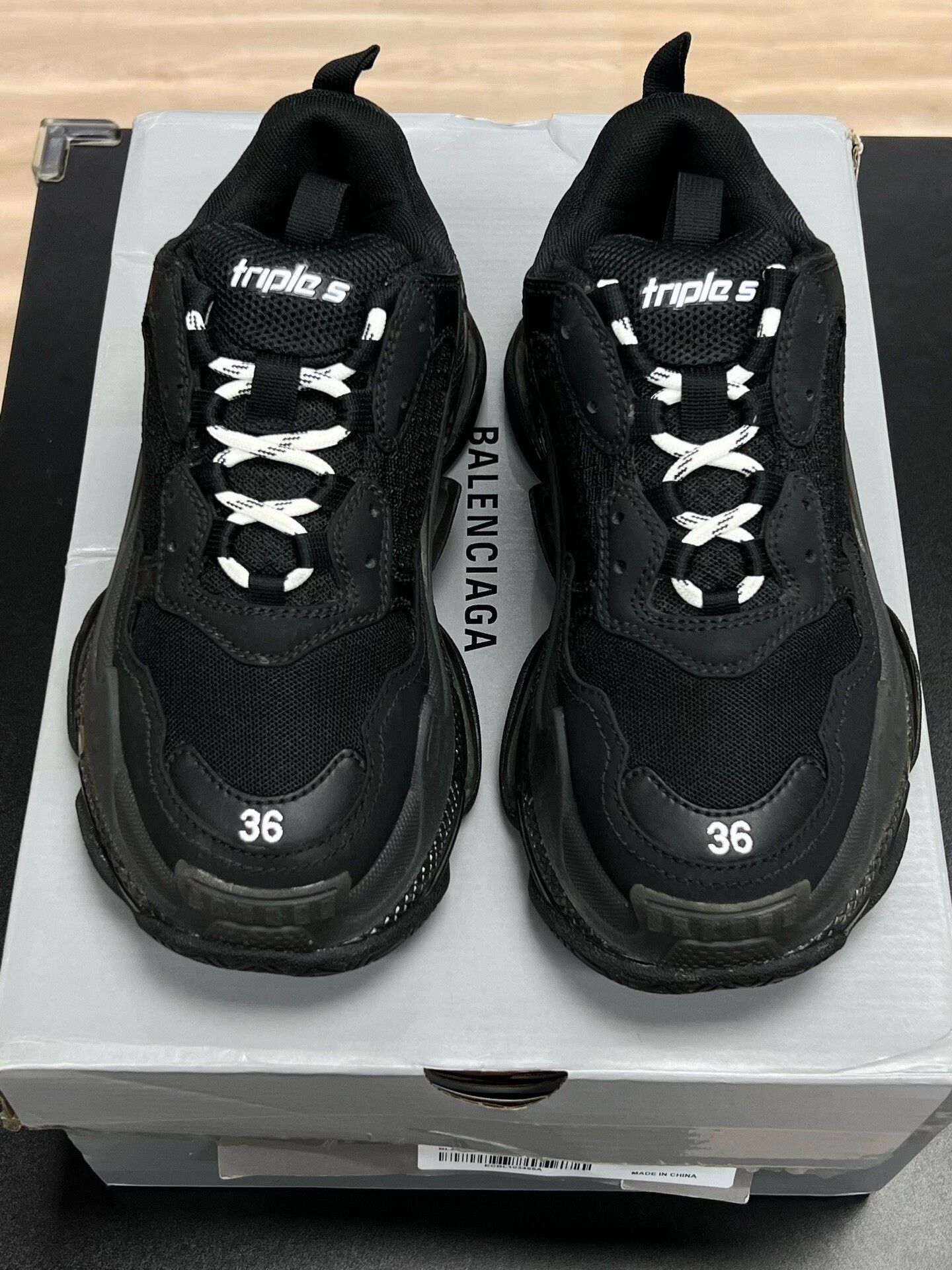 Balenciaga Balenciaga Black Designer Casual Size US S / EU 44-46 / 1 - 3 Thumbnail