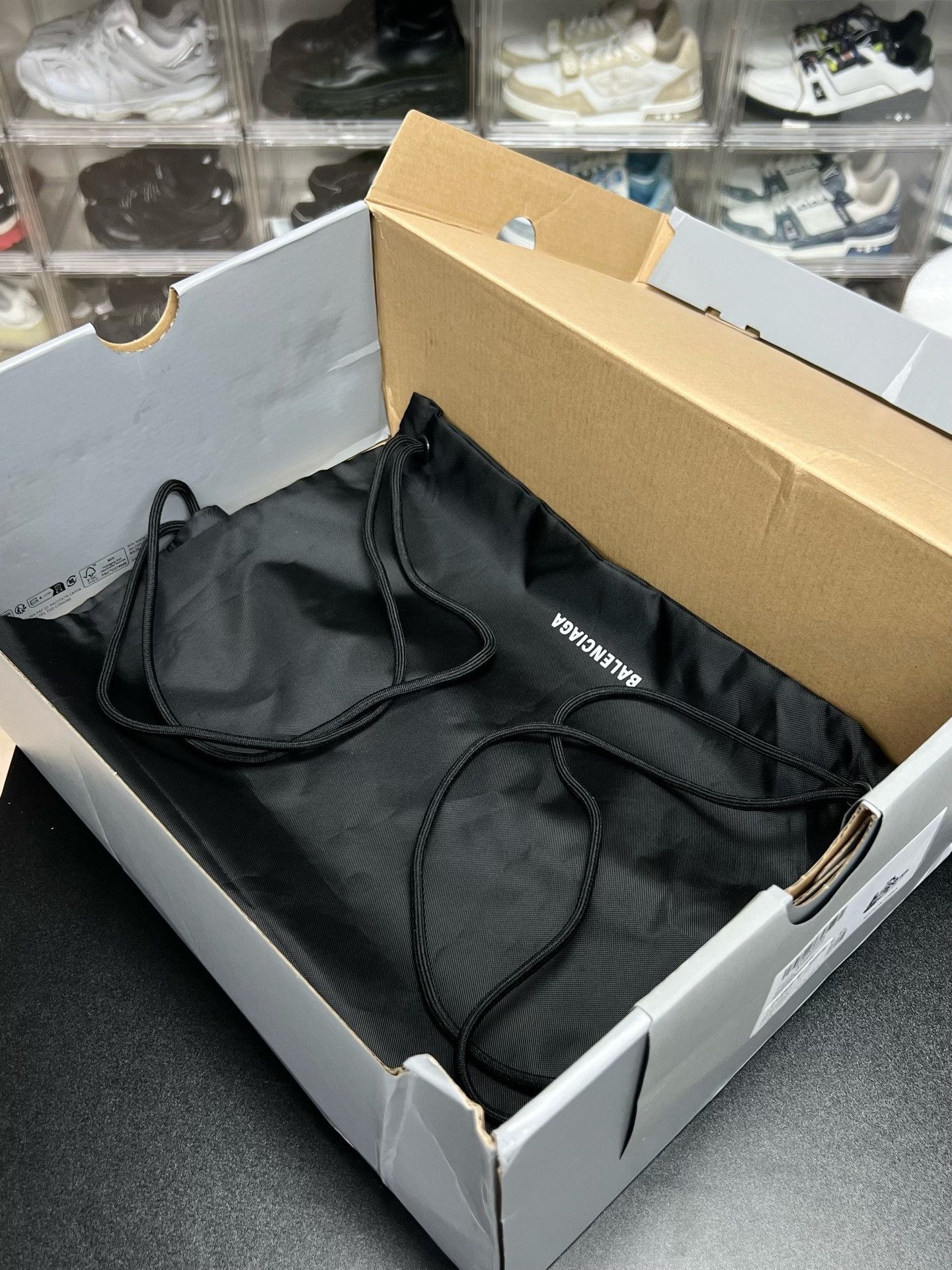 Balenciaga Balenciaga Black Designer Casual Size US L / EU 52-54 / 3 - 9 Thumbnail