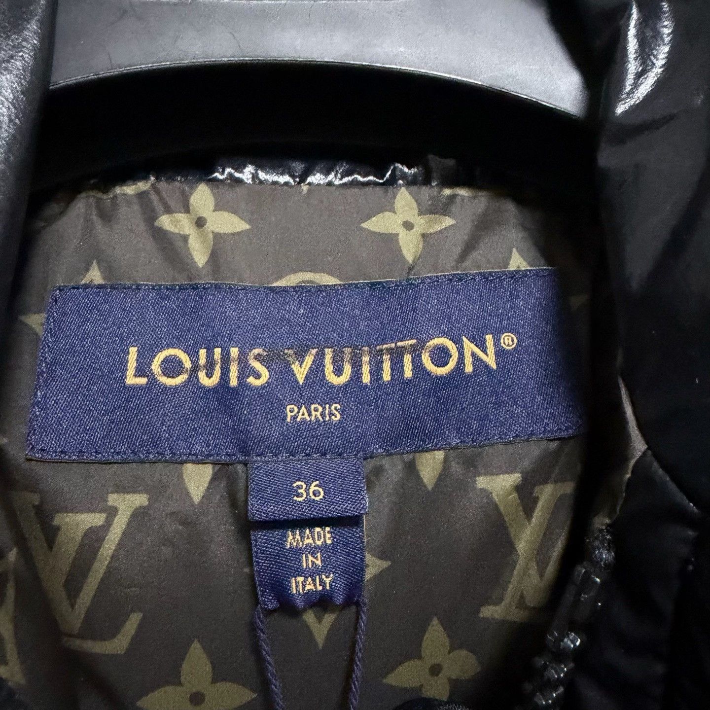 Louis Vuitton Louis Vuitton Item Designer Casual Size M / US 6-8 / IT 42-44 - 4 Thumbnail