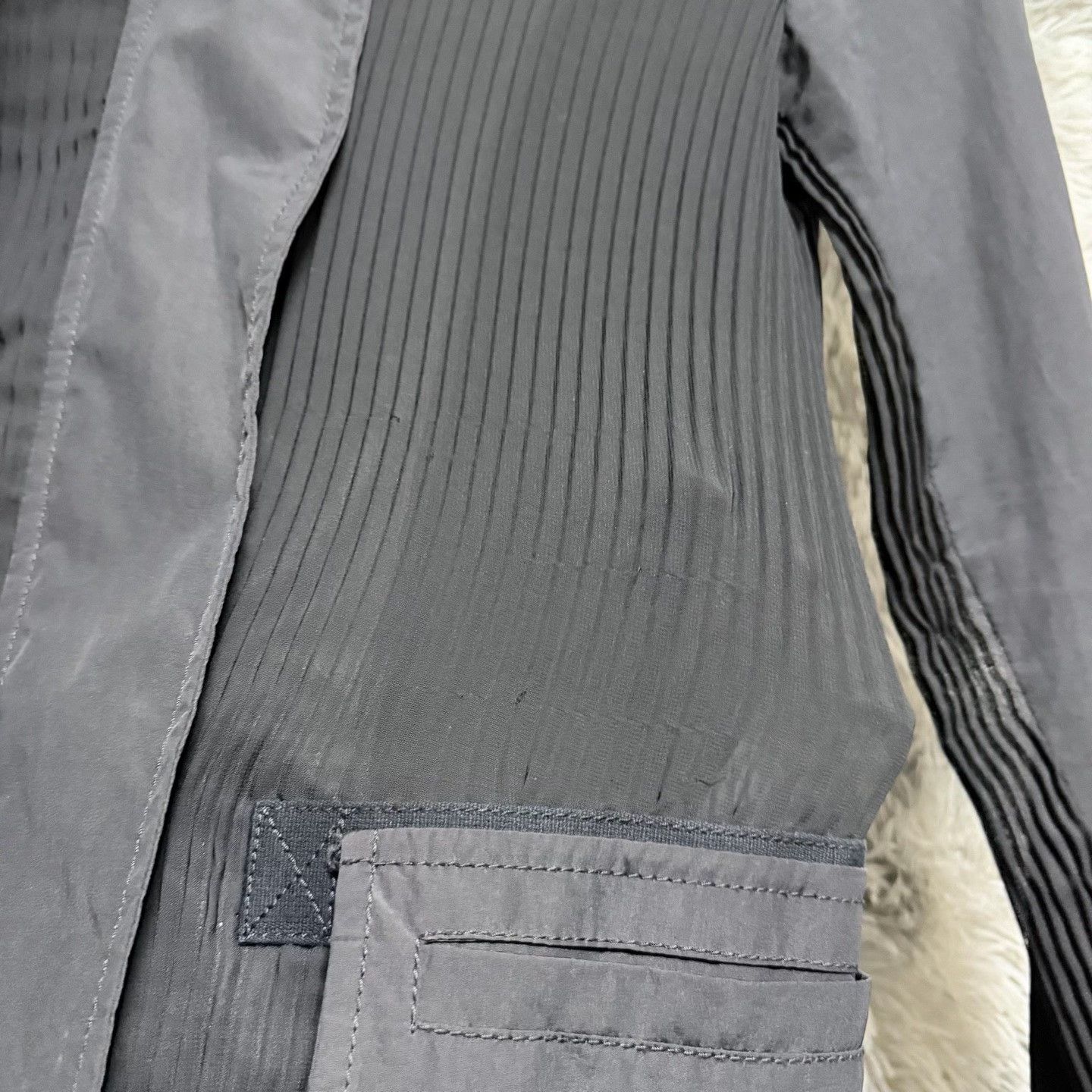 Armani Armani Jacket Outerwear Casual Size M / US 6-8 / IT 42-44 - 3 Thumbnail