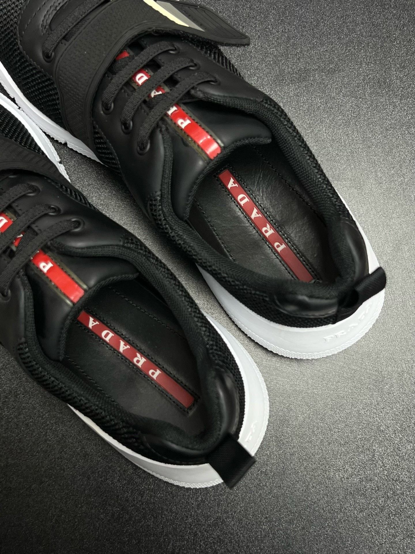 Prada Prada Velcro Designer Casual Streetwear Size US S / EU 44-46 / 1 - 4 Thumbnail