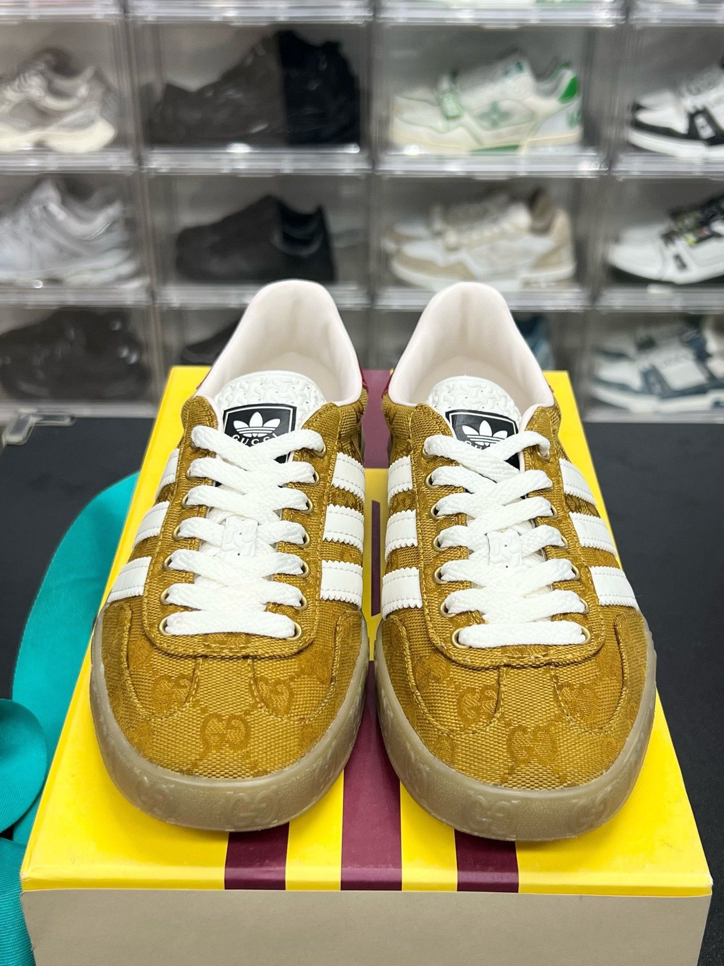 Adidas Adidas Brown Shoes Low Top High Top Size US S / EU 44-46 / 1 - 2 Thumbnail