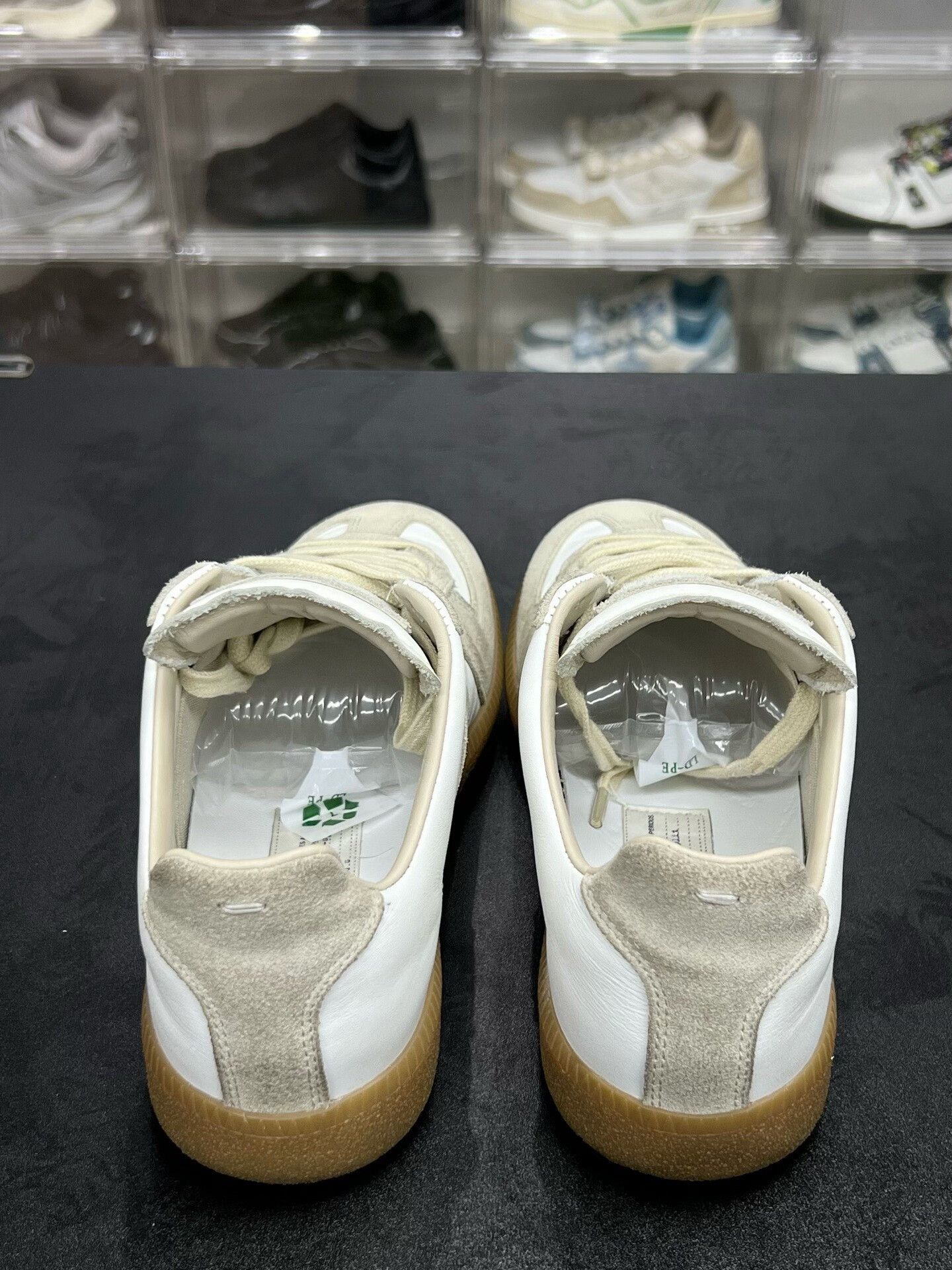 Maison Margiela White Shoes Low Top High Top Size US 6 / IT 36 - 7 Thumbnail