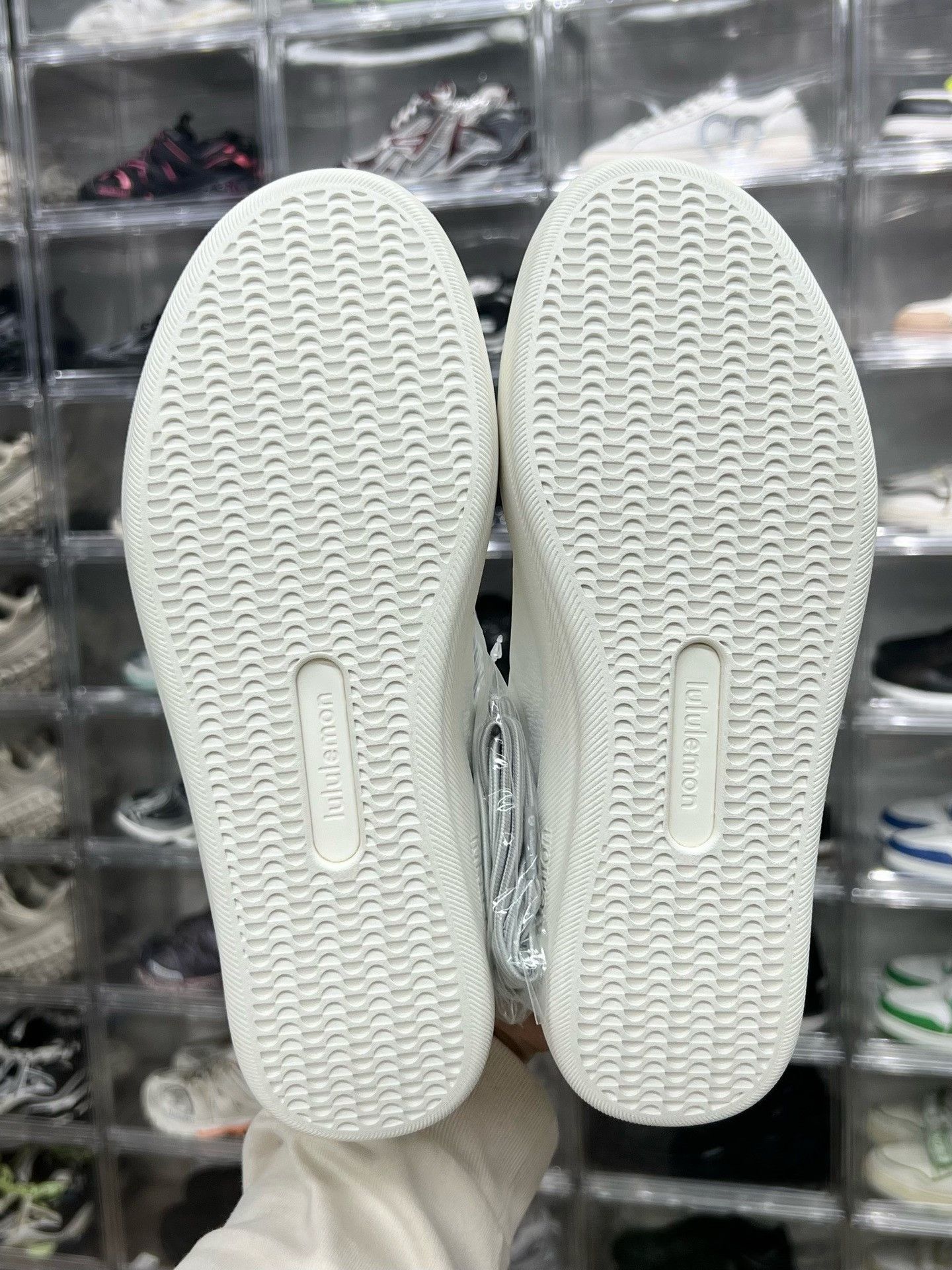 Bape Bape White Shoes Low Top High Top Size US 10 / EU 43 - 8 Thumbnail