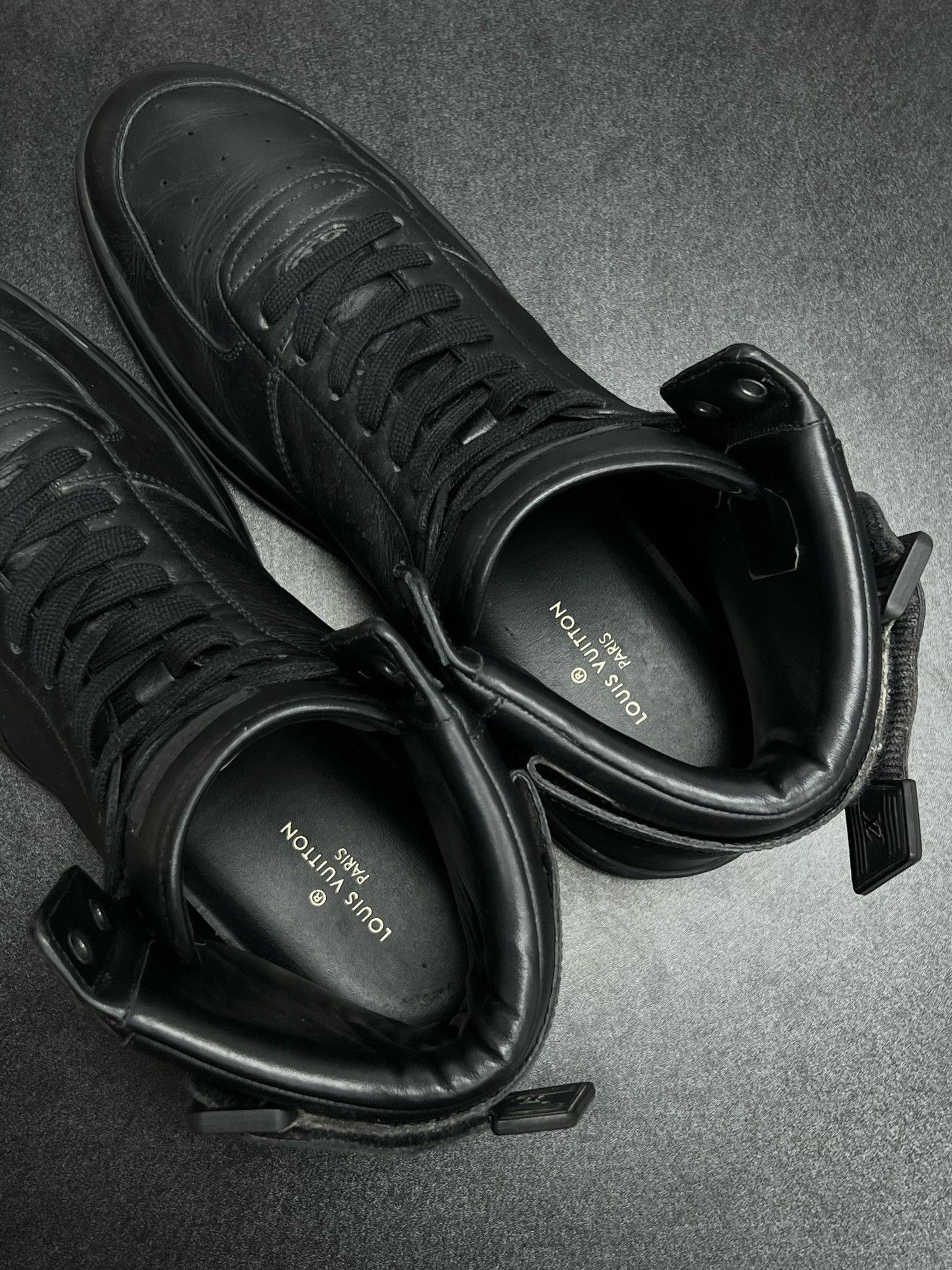 Louis Vuitton Louis Vuitton Black Shoes Low Top Size US 10 / EU 43 - 4 Thumbnail