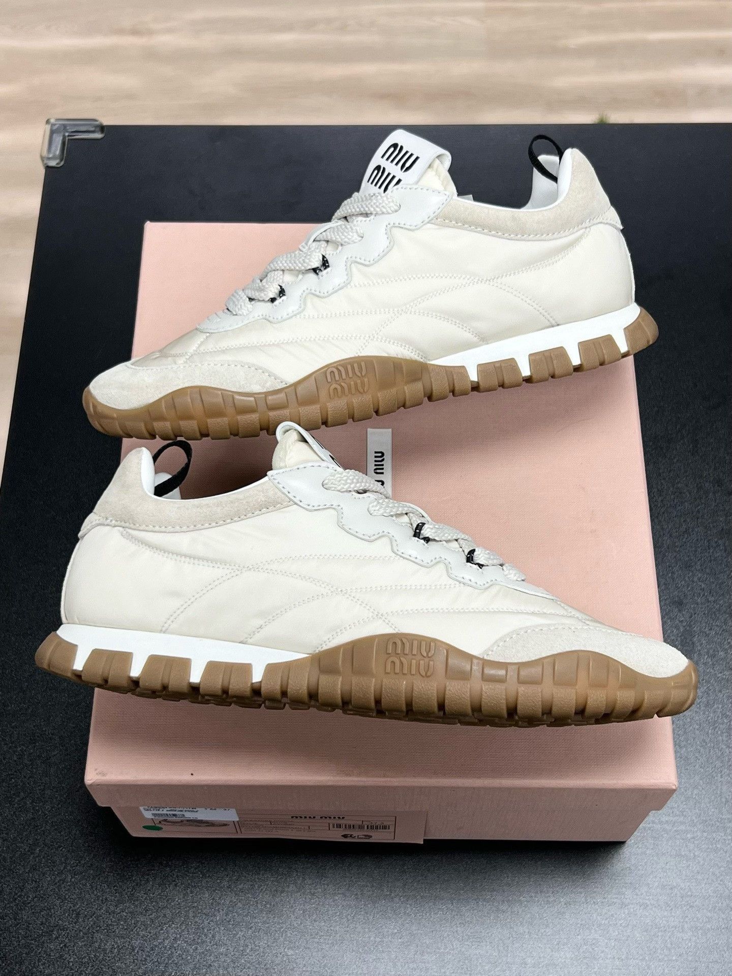 Bape Bape White Shoes Low Top High Top Size US S / EU 44-46 / 1 - 5 Thumbnail