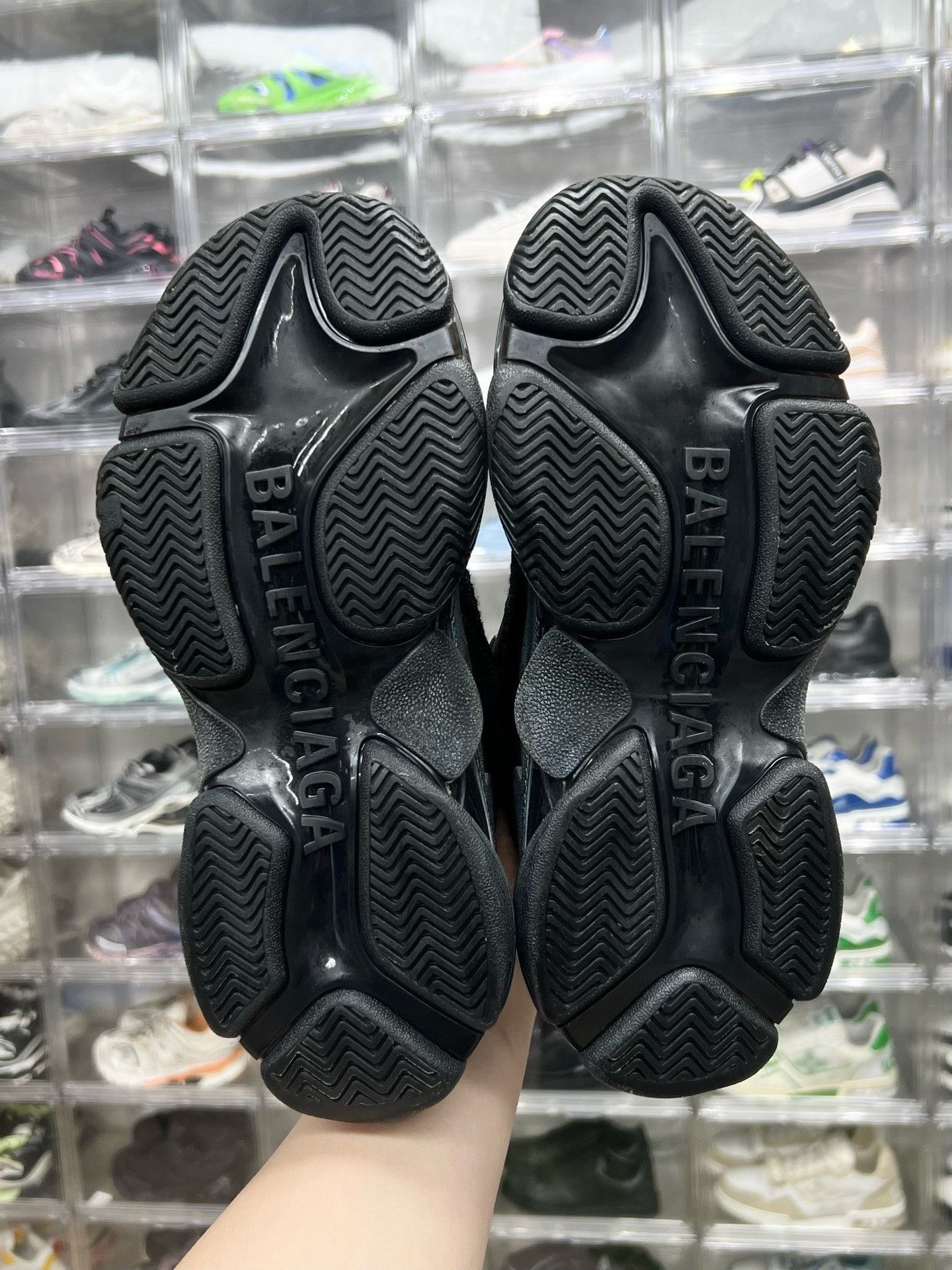 Balenciaga Balenciaga Black Designer Casual Size US S / EU 44-46 / 1 - 8 Thumbnail