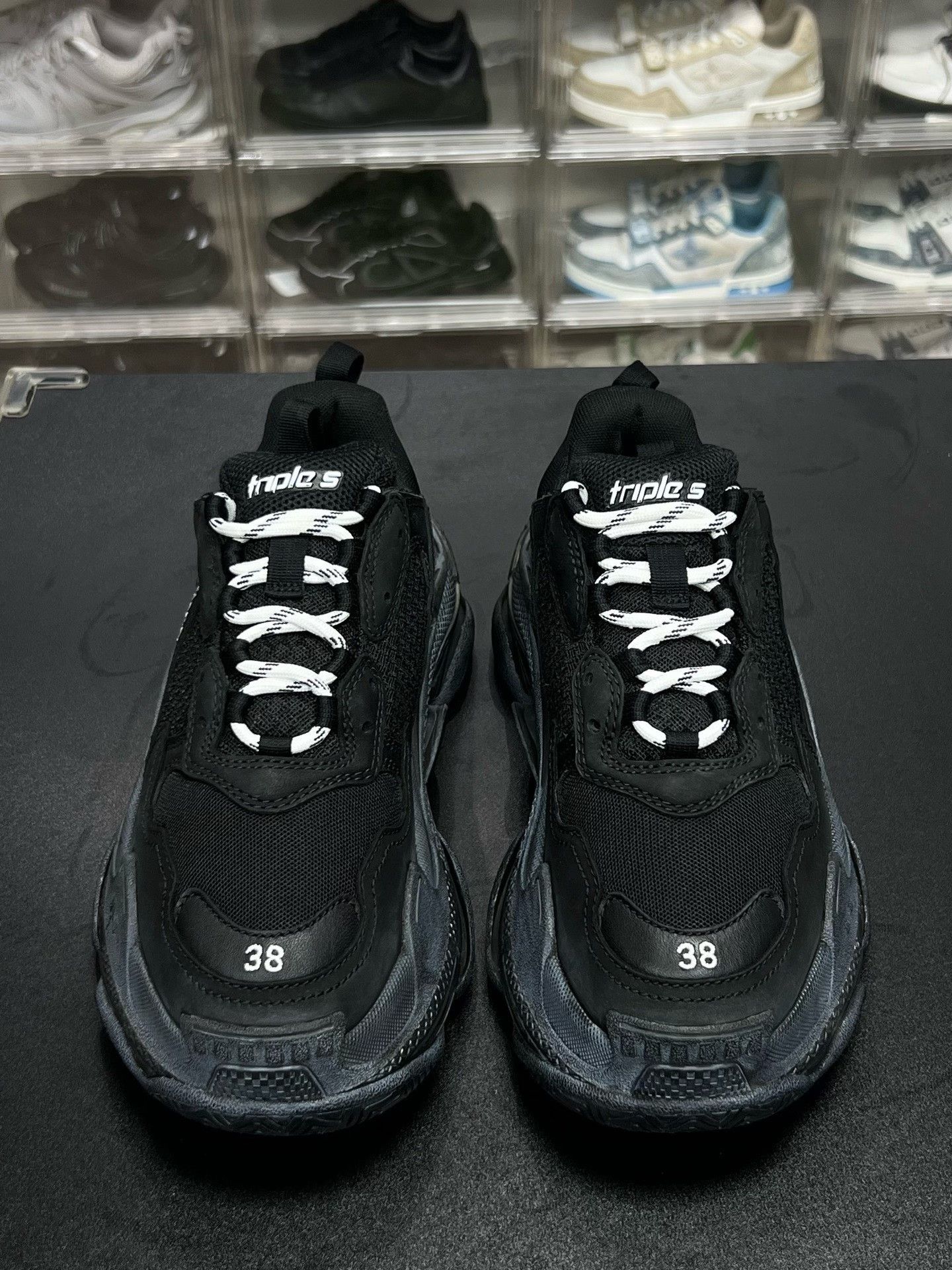 Balenciaga Balenciaga Black Designer Casual Size US S / EU 44-46 / 1 - 2 Thumbnail