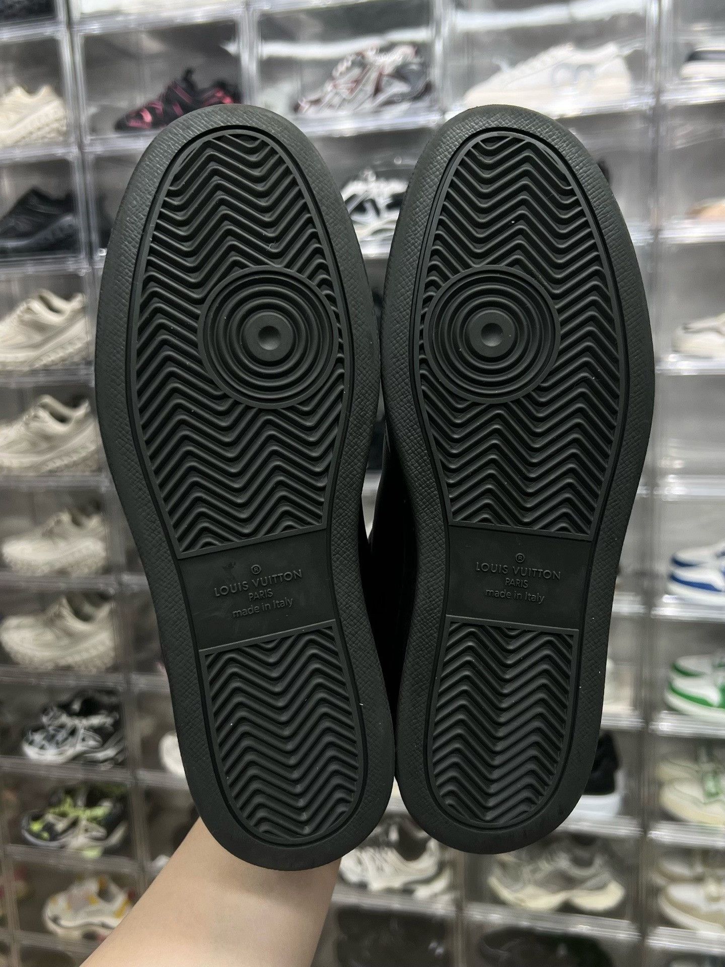 Louis Vuitton Louis Vuitton Black Shoes Low Top Size US 10 / EU 43 - 8 Thumbnail
