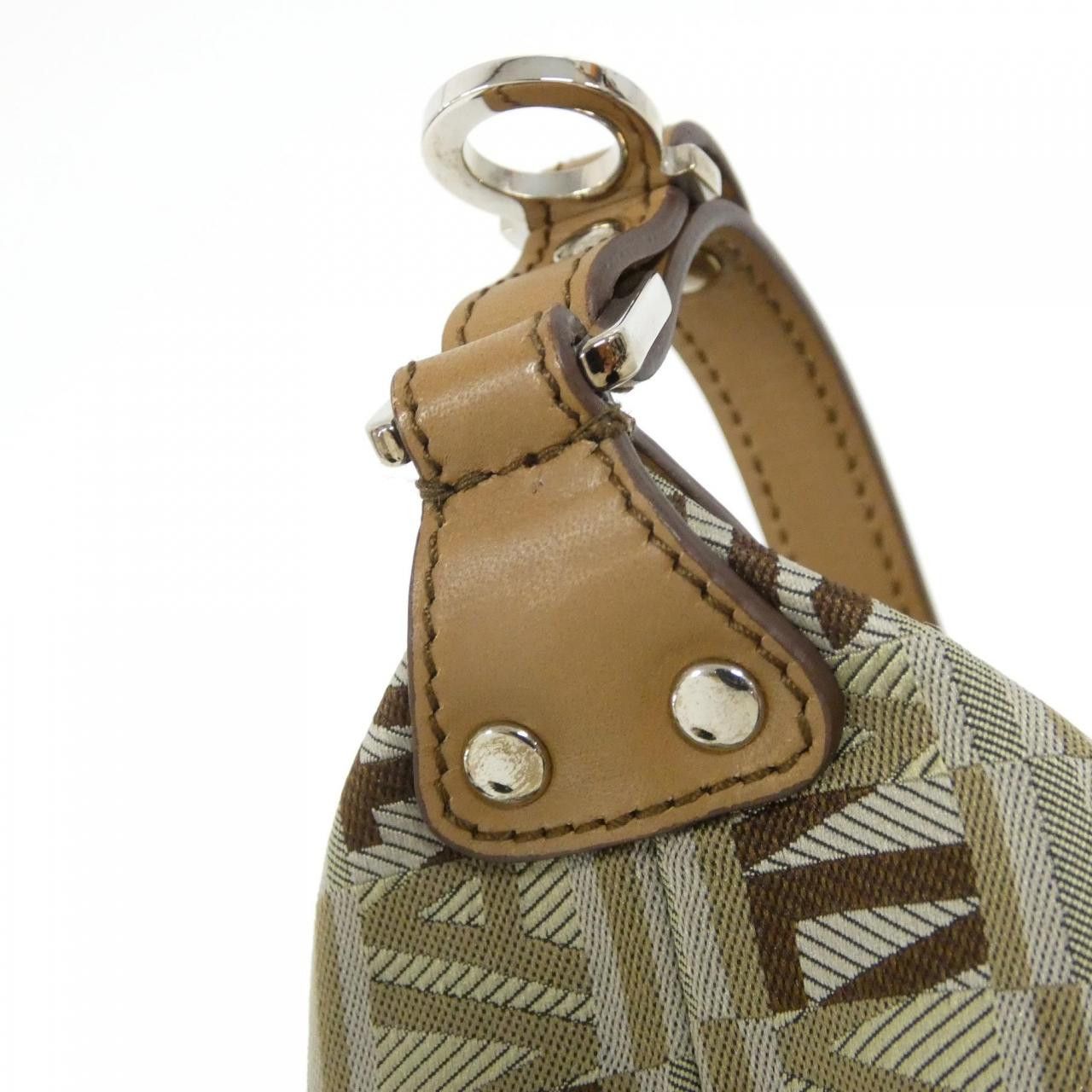 Salvatore Ferragamo Salvatore Ferragamo Salvatore Ferragamo Nylon Leather Shoulder Bag Textile Shoulder Bag 22A267 DUTY FREE for USA Size ONE SIZE - 4 Thumbnail