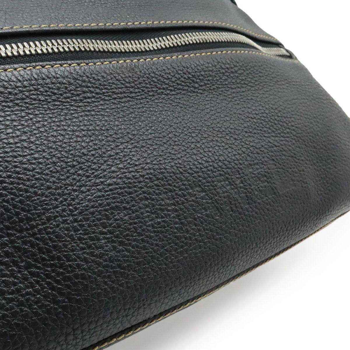 Chanel Chanel Chanel Leather Shoulder Bag Leather Shoulder Bag DUTY FREE for USA Size ONE SIZE - 9 Thumbnail