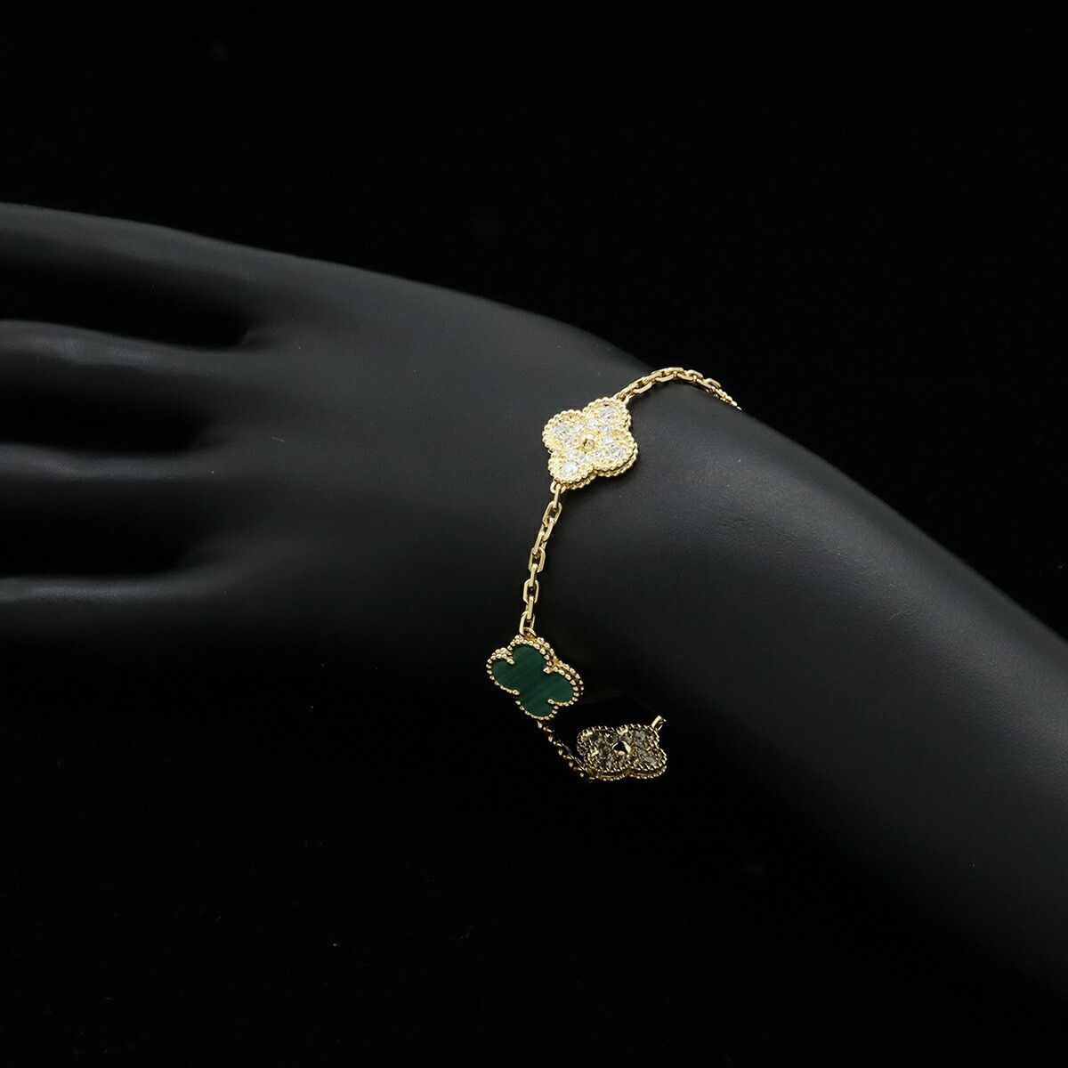 Van Cleef & Arpels Van Cleef & Arpels Van Cleef & Arpels Vintage Alhambra Au750 Diamond Malachite Bracelet Precious Metal Bracelet VCARO7GQ00 DUTY FREE for USA Size ONE SIZE - 6 Thumbnail