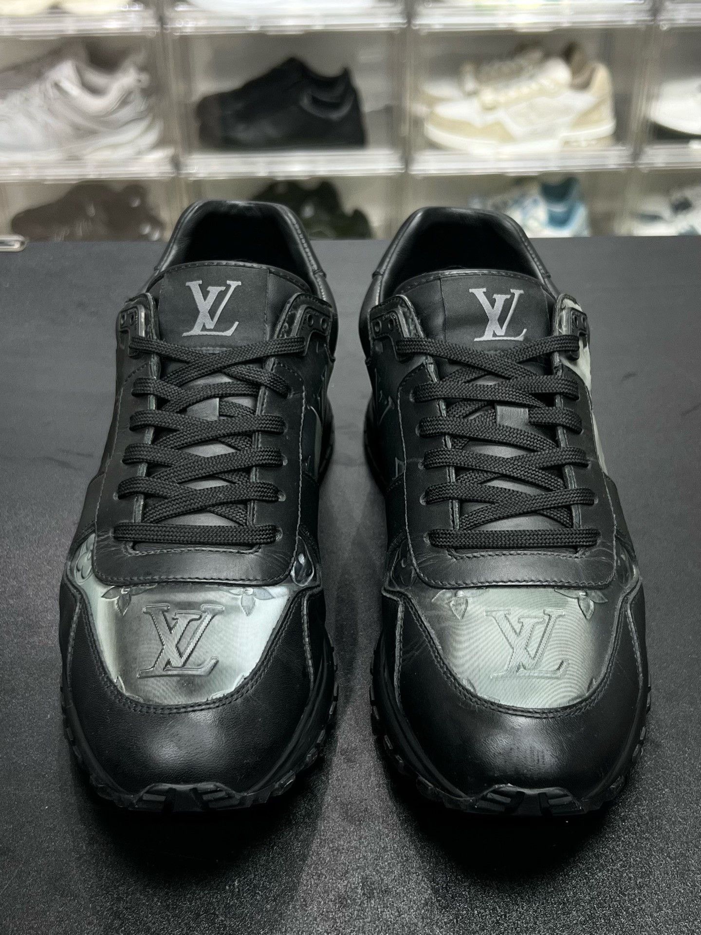 Louis Vuitton Louis Vuitton Black Designer top low 40.5 Size US 7.5 / EU 40-41 - 2 Thumbnail