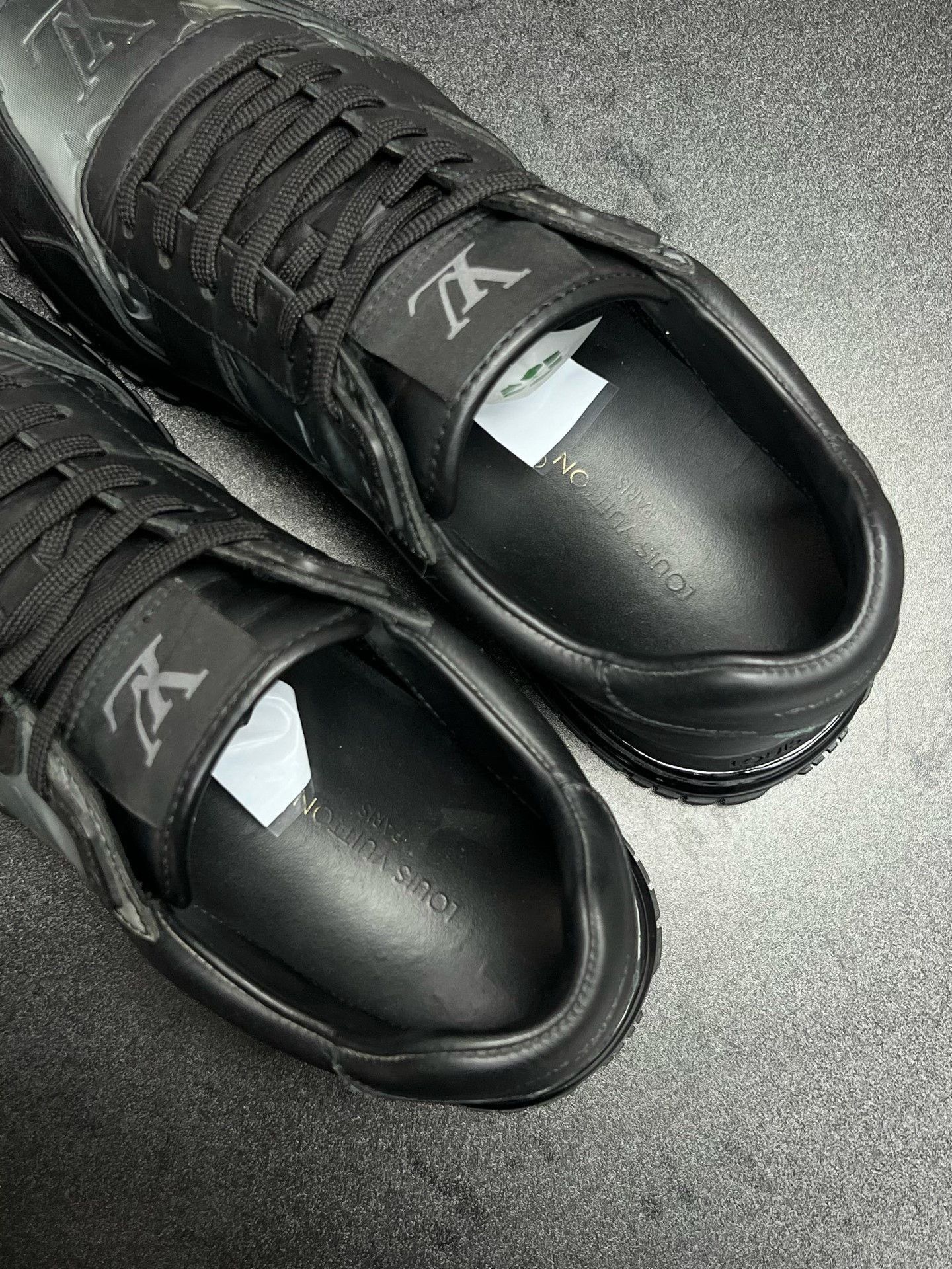 Louis Vuitton Louis Vuitton Black Designer top low 40.5 Size US 7.5 / EU 40-41 - 4 Thumbnail