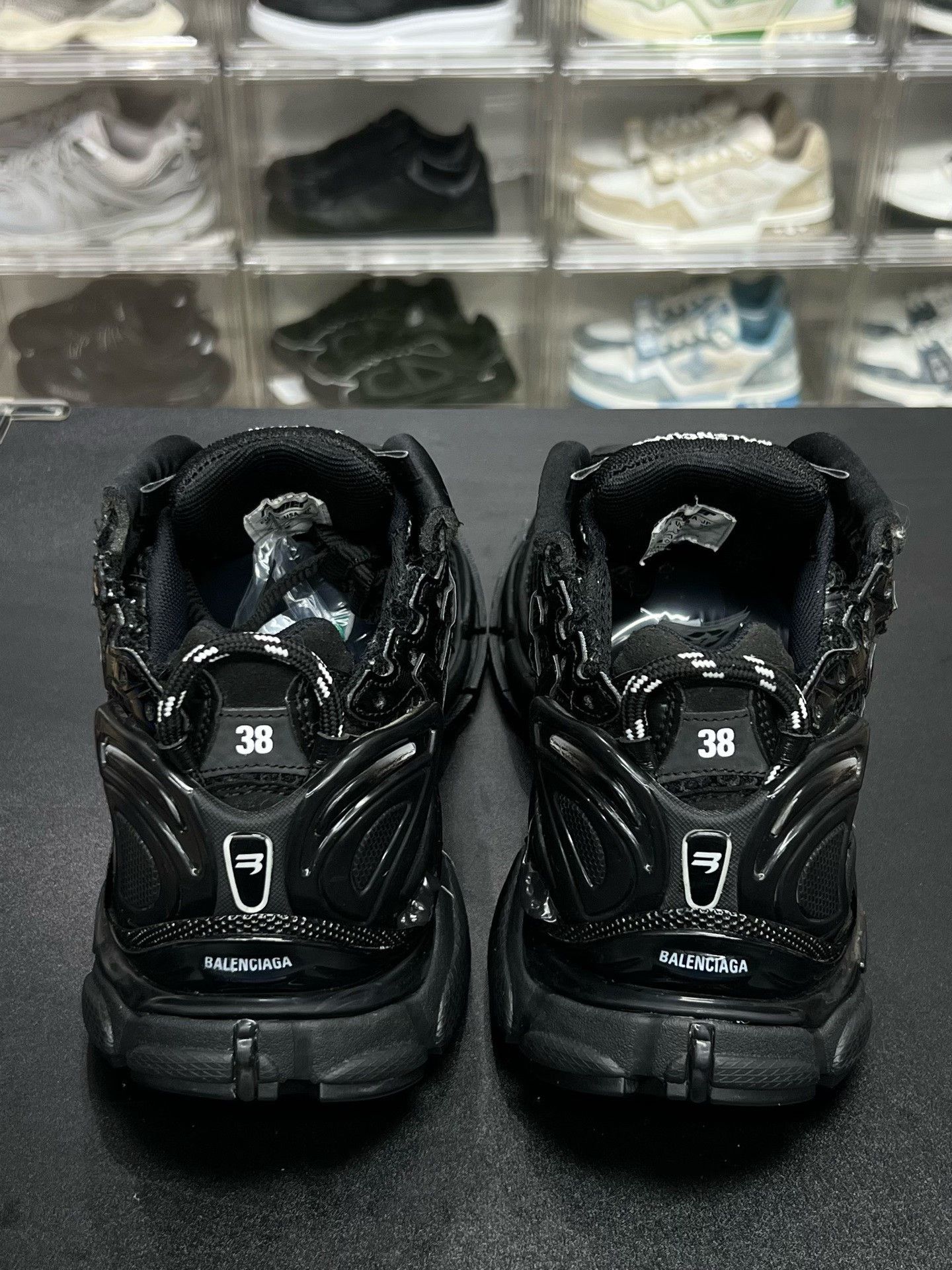 Balenciaga Balenciaga Black Designer Casual Size US S / EU 44-46 / 1 - 7 Thumbnail