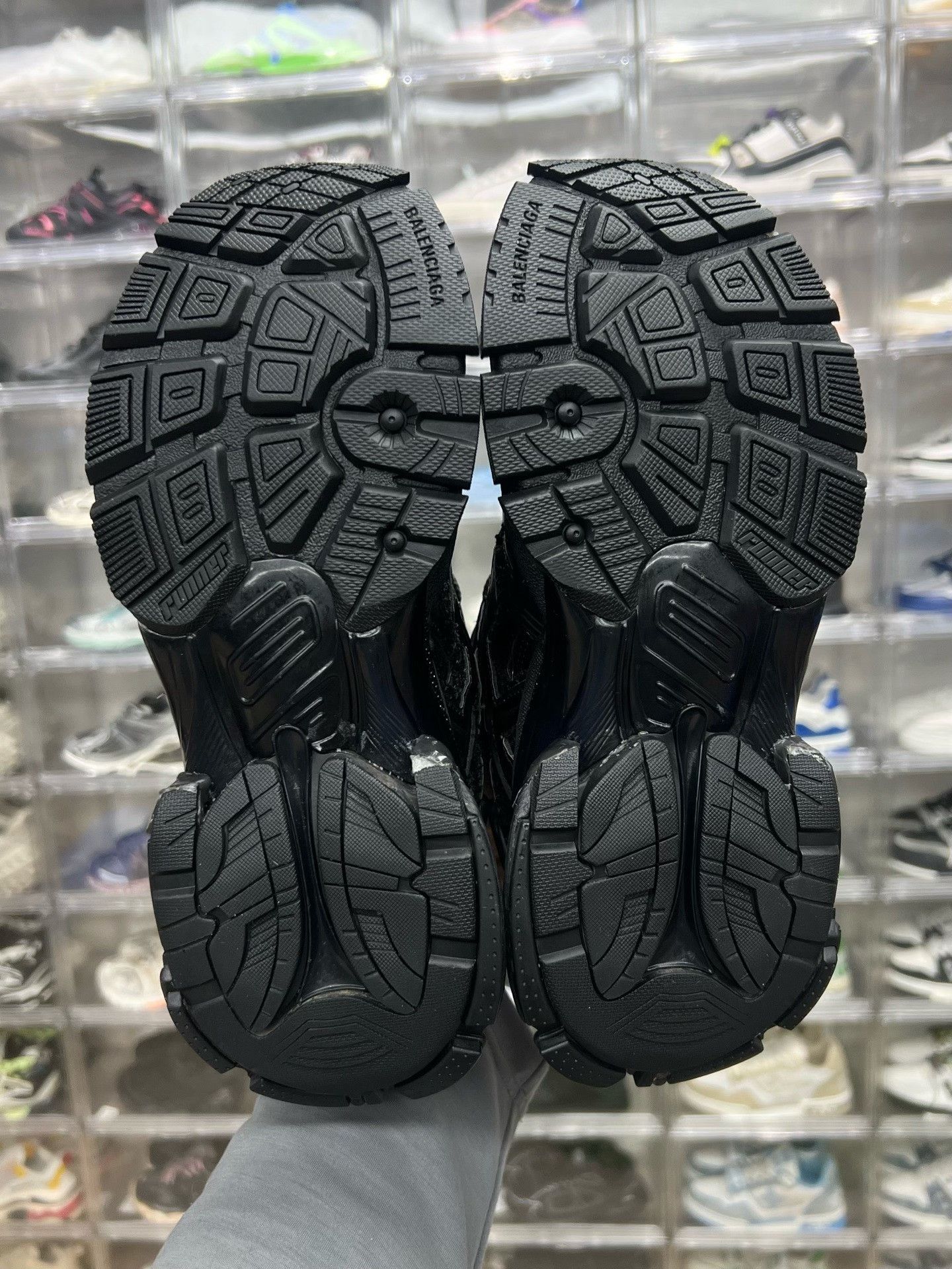 Balenciaga Balenciaga Black Designer Casual Size US S / EU 44-46 / 1 - 8 Thumbnail