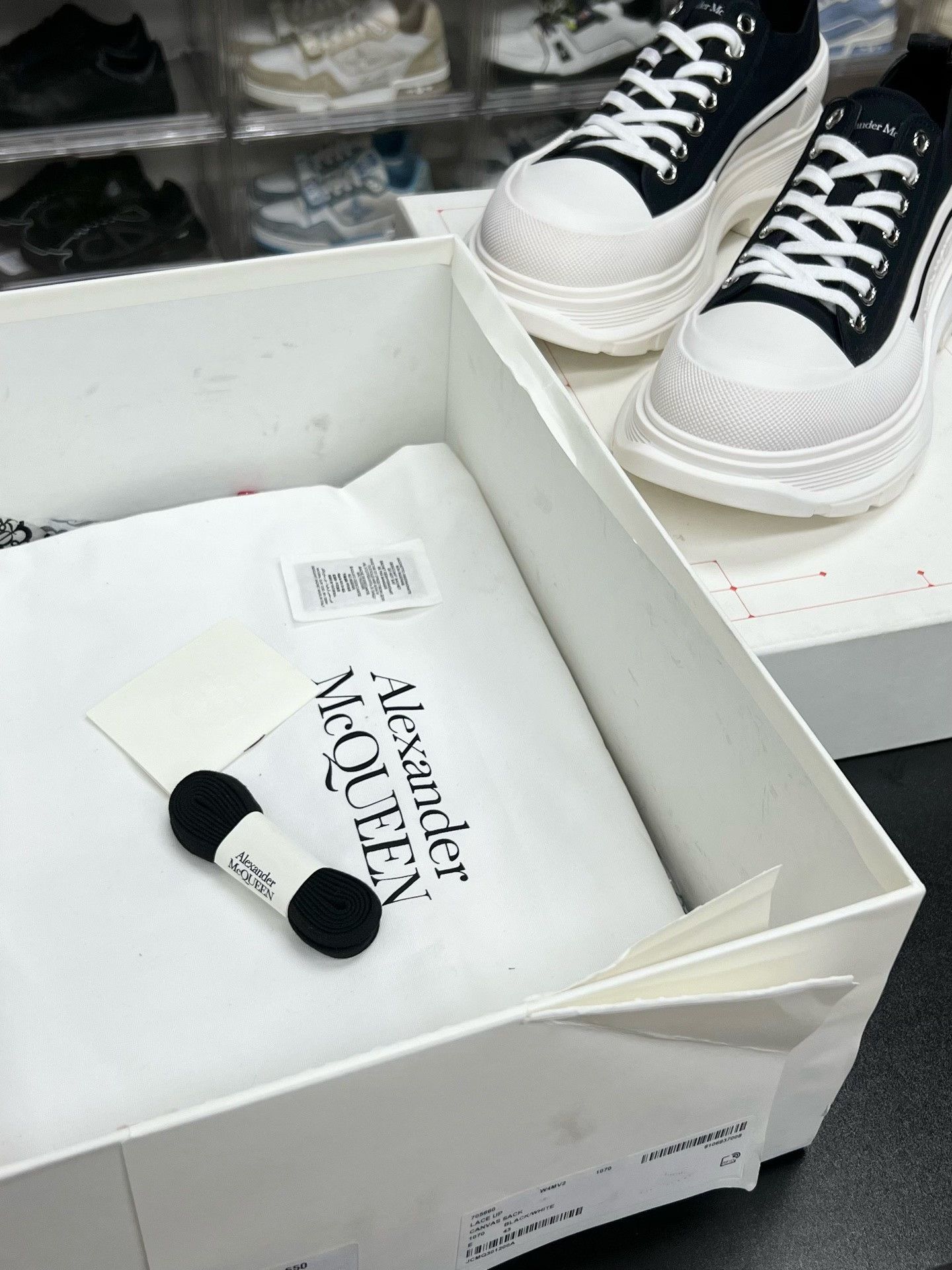 Alexander McQueen Alexander McQueen White Designer Size US 10 / EU 43 - 9 Thumbnail
