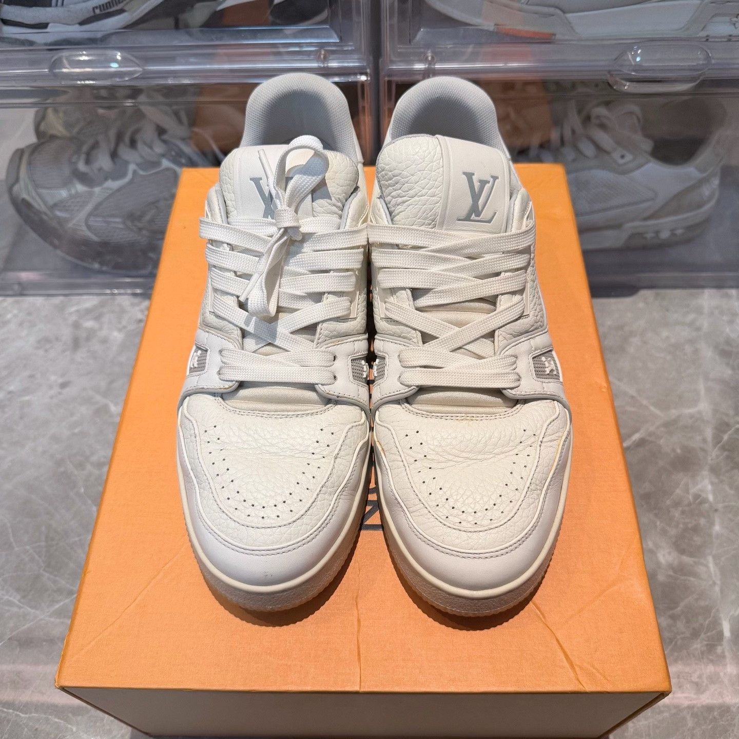 Louis Vuitton Louis Vuitton White Designer Casual Size US S / EU 44-46 / 1 - 2 Thumbnail