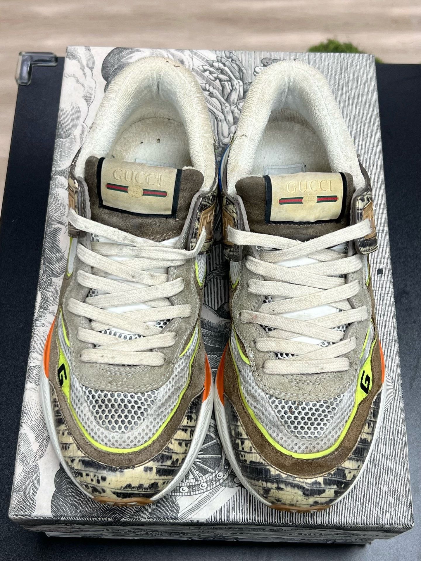 Gucci Gucci White Shoes Low Top High Top Size US S / EU 44-46 / 1 - 3 Thumbnail