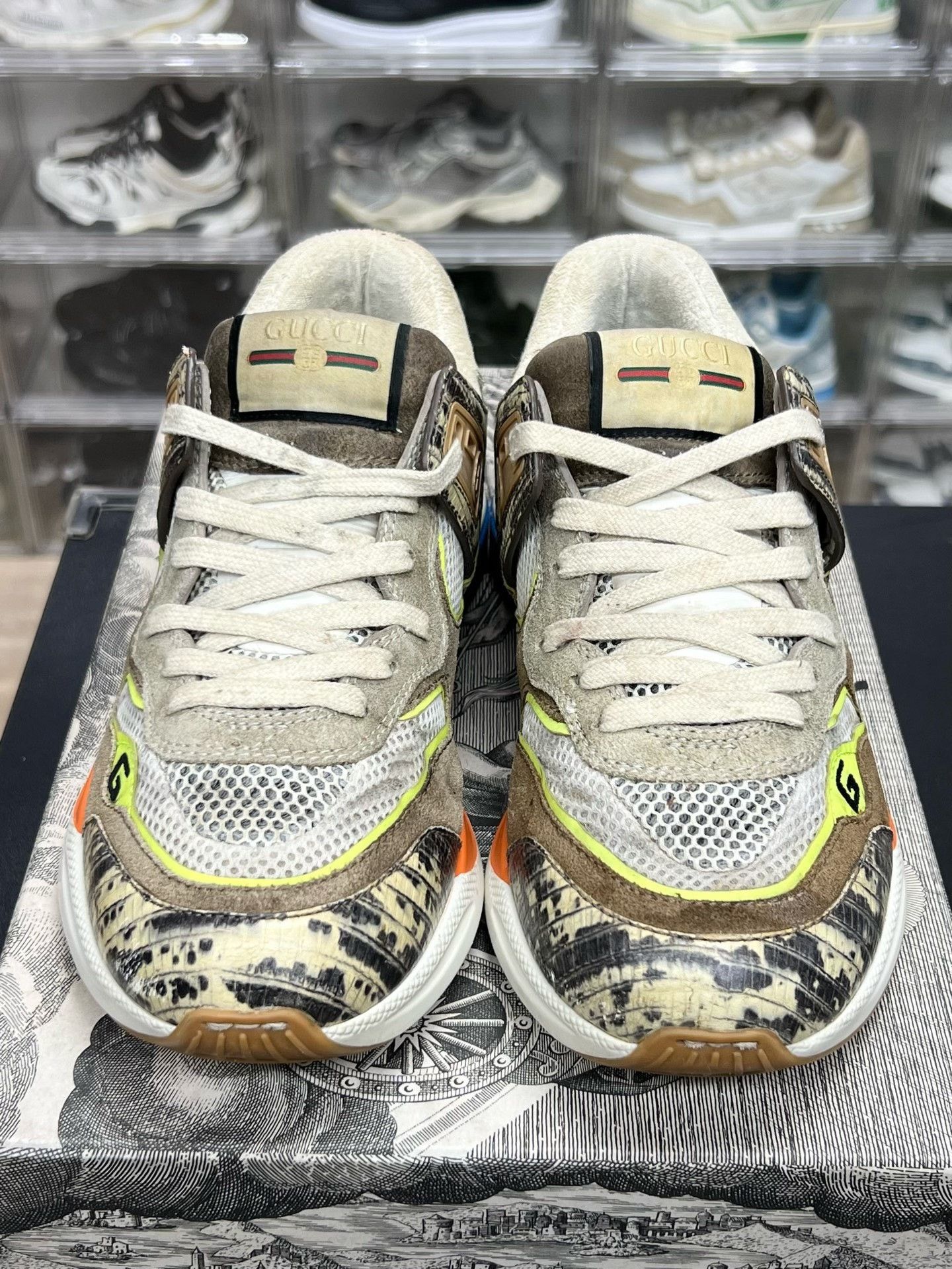 Gucci Gucci White Shoes Low Top High Top Size US S / EU 44-46 / 1 - 2 Thumbnail
