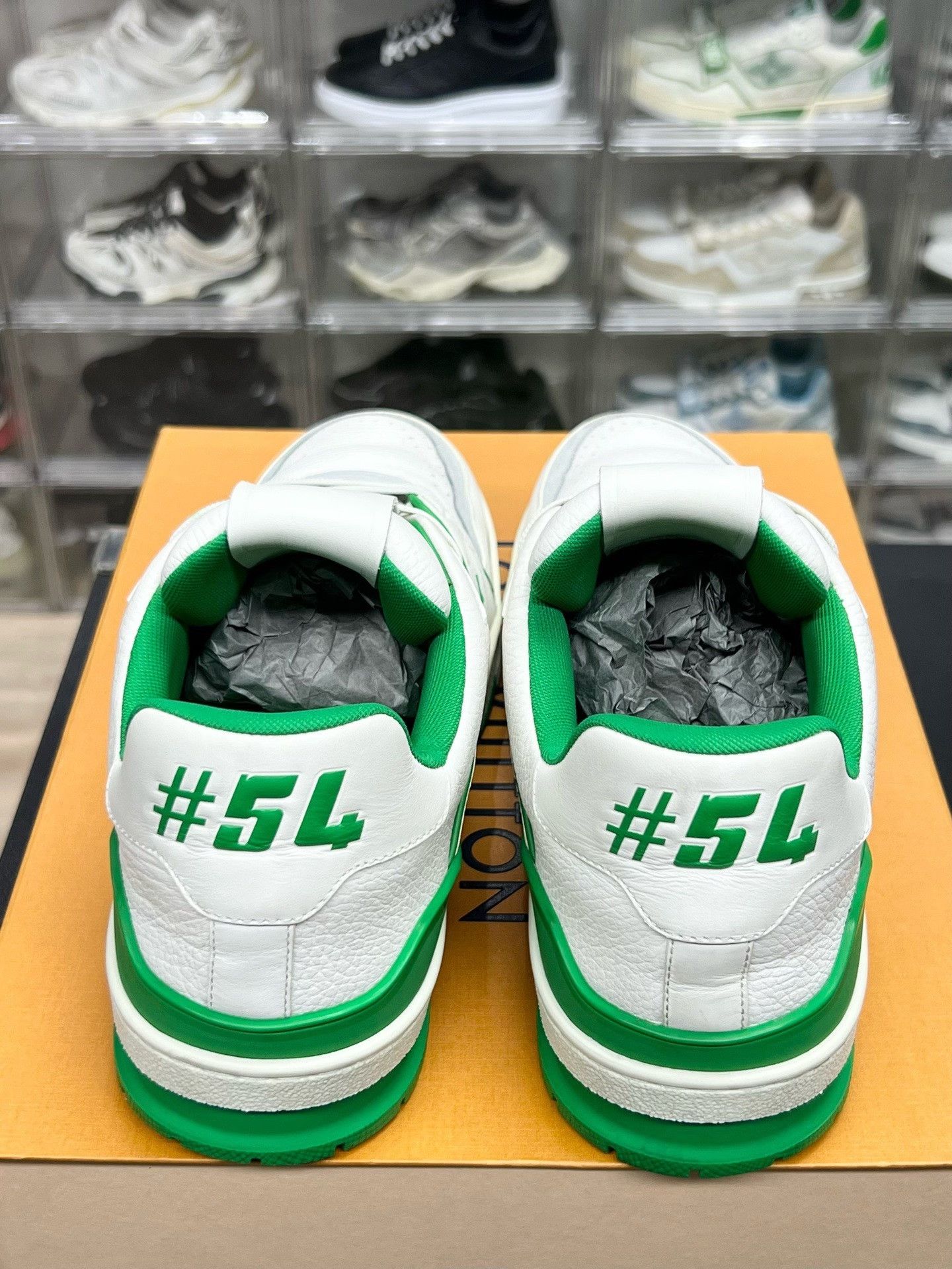 Louis Vuitton Louis Vuitton Green Designer Casual Size US S / EU 44-46 / 1 - 7 Thumbnail