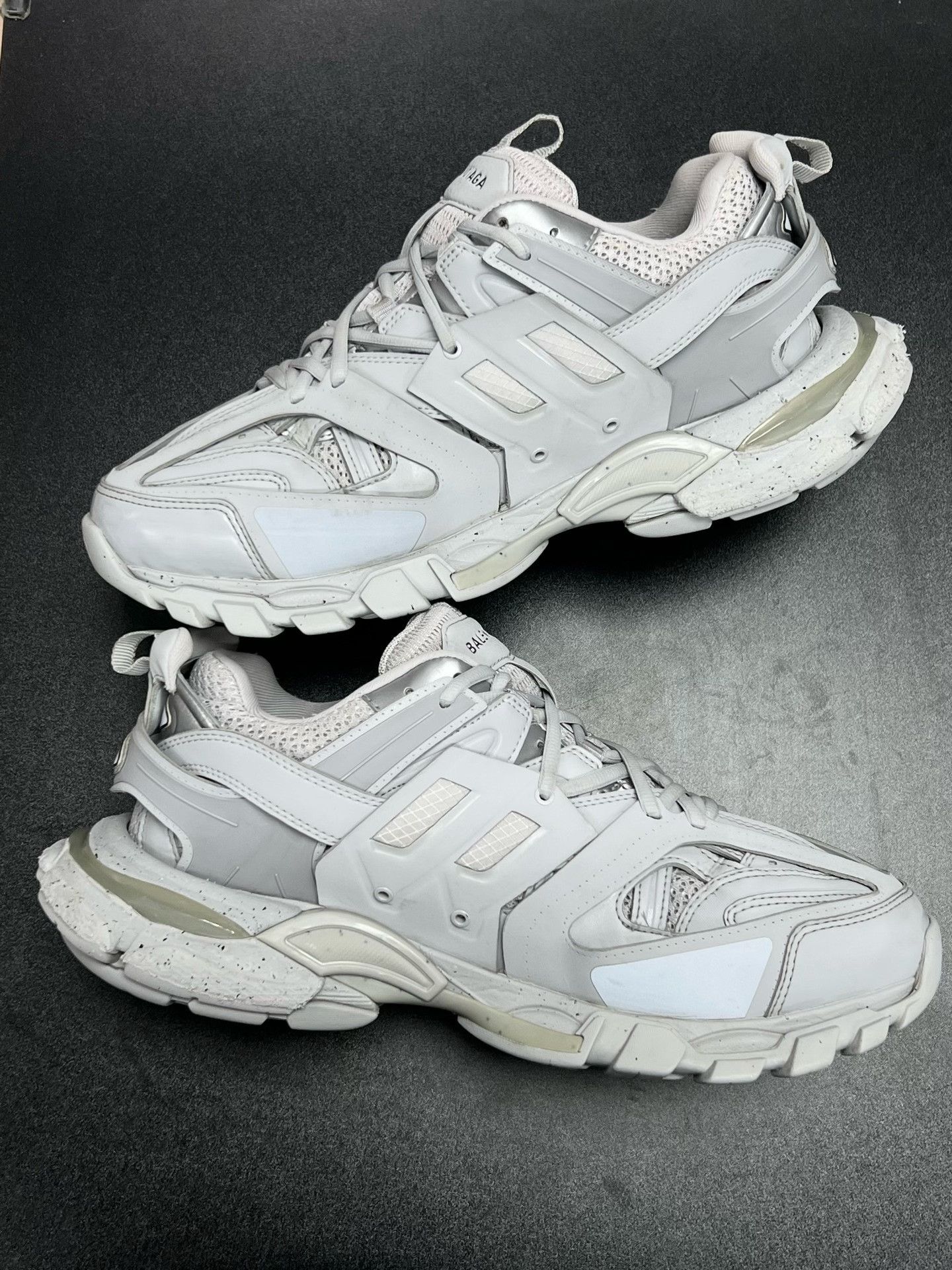 Balenciaga Balenciaga Gray Designer Casual Size US S / EU 44-46 / 1 - 6 Thumbnail
