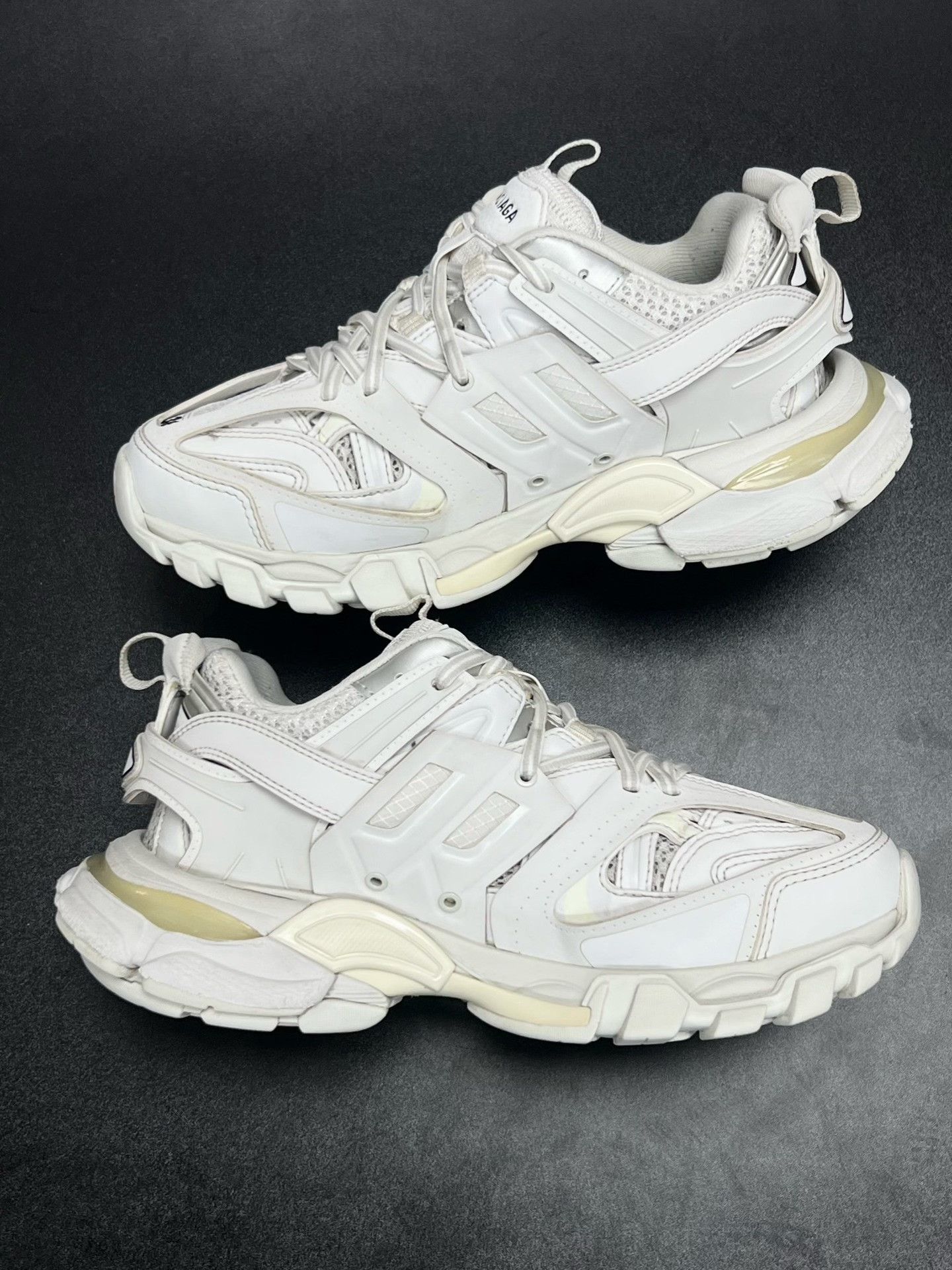 Balenciaga Balenciaga White Designer Casual Size US S / EU 44-46 / 1 - 6 Thumbnail