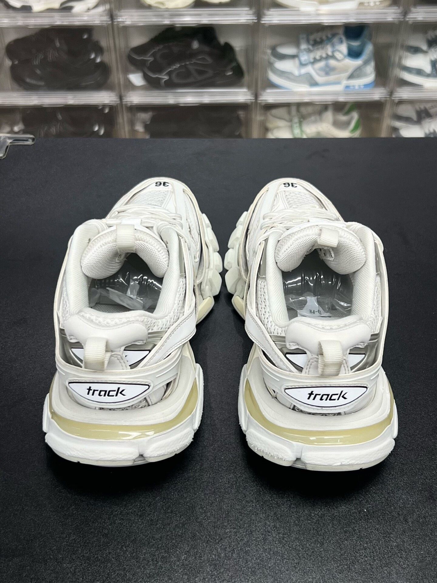 Balenciaga Balenciaga White Designer Casual Size US S / EU 44-46 / 1 - 7 Thumbnail