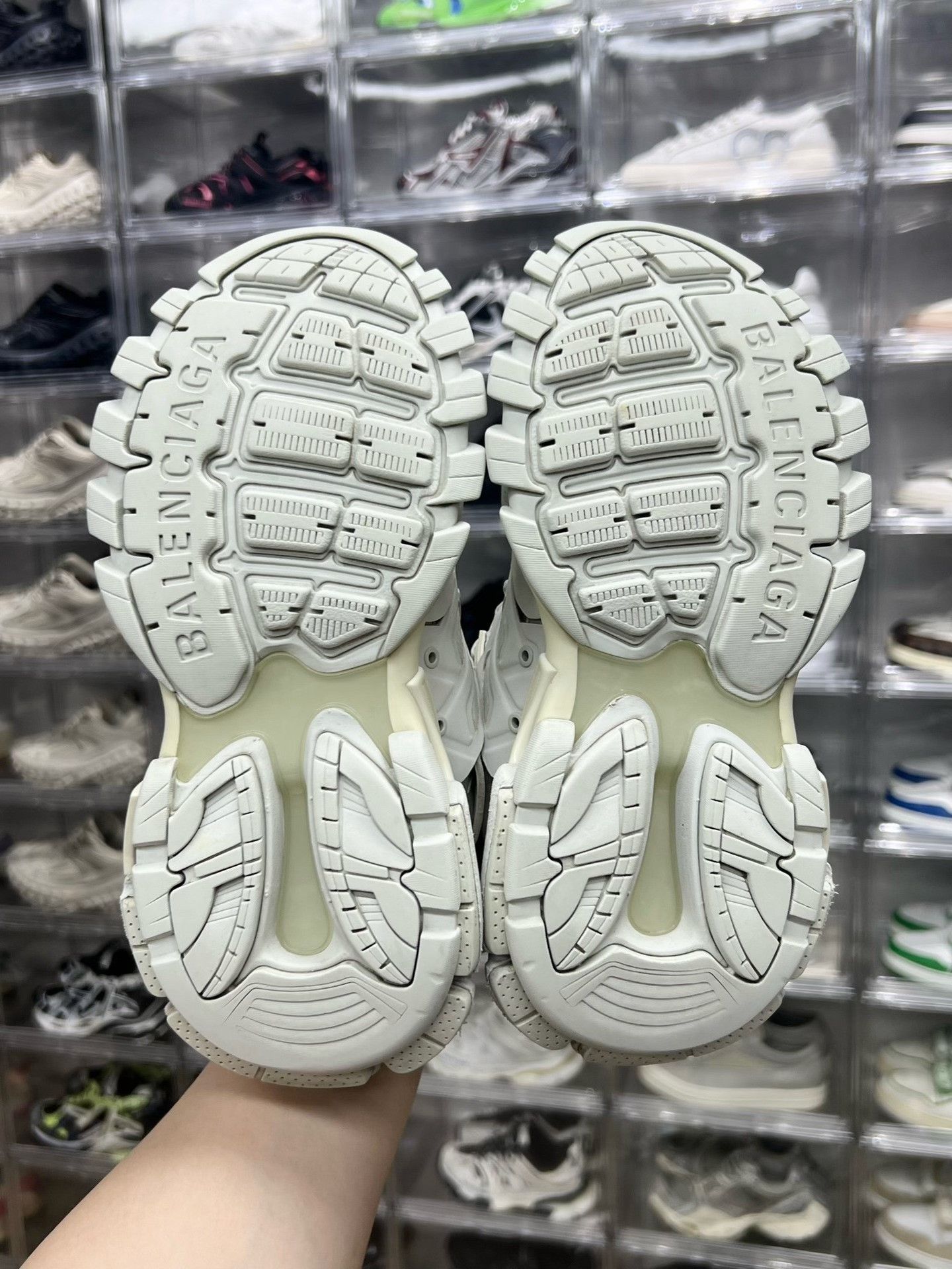 Balenciaga Balenciaga White Designer Casual Size US S / EU 44-46 / 1 - 8 Thumbnail