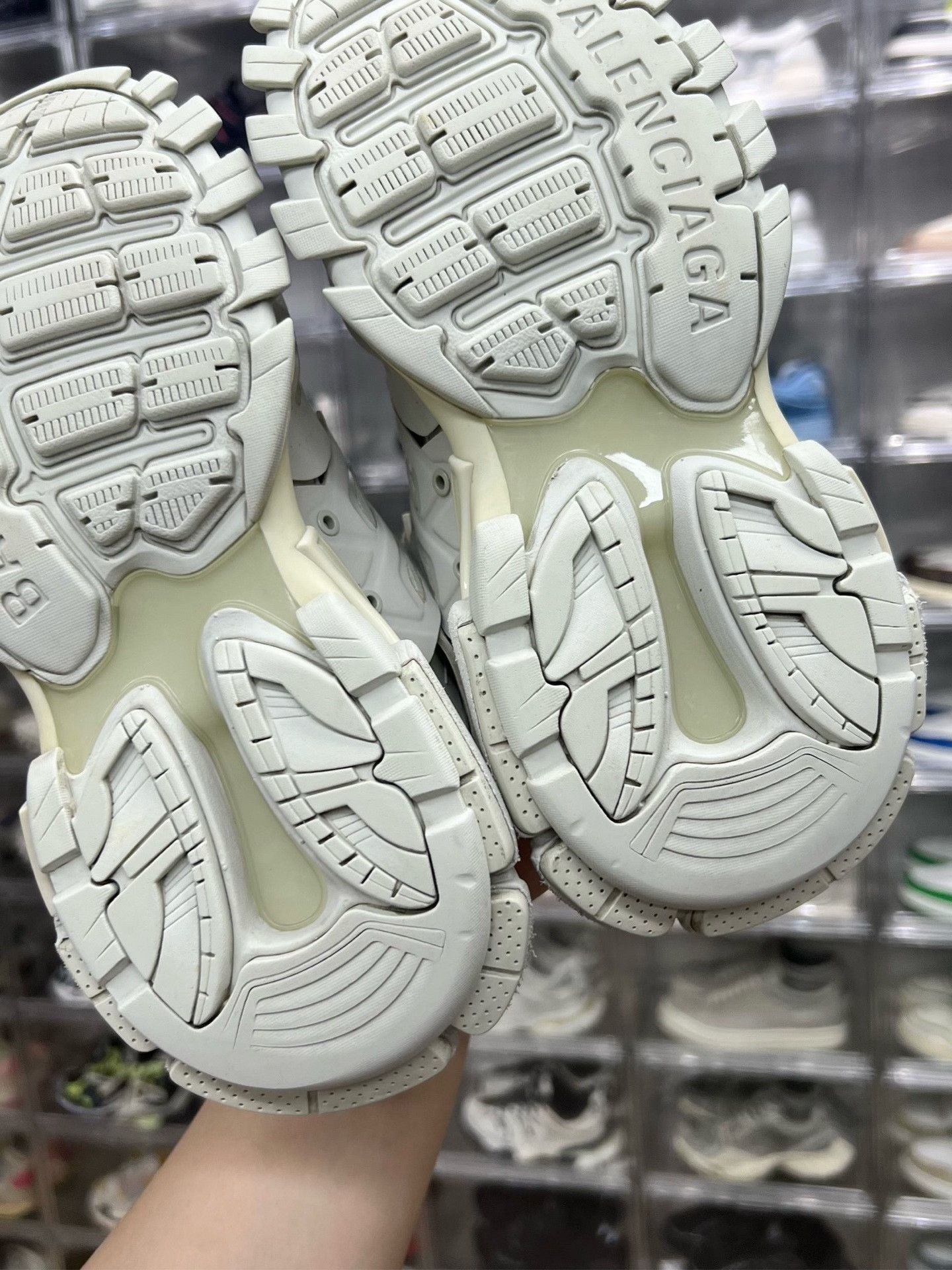 Balenciaga Balenciaga White Designer Casual Size US S / EU 44-46 / 1 - 9 Thumbnail