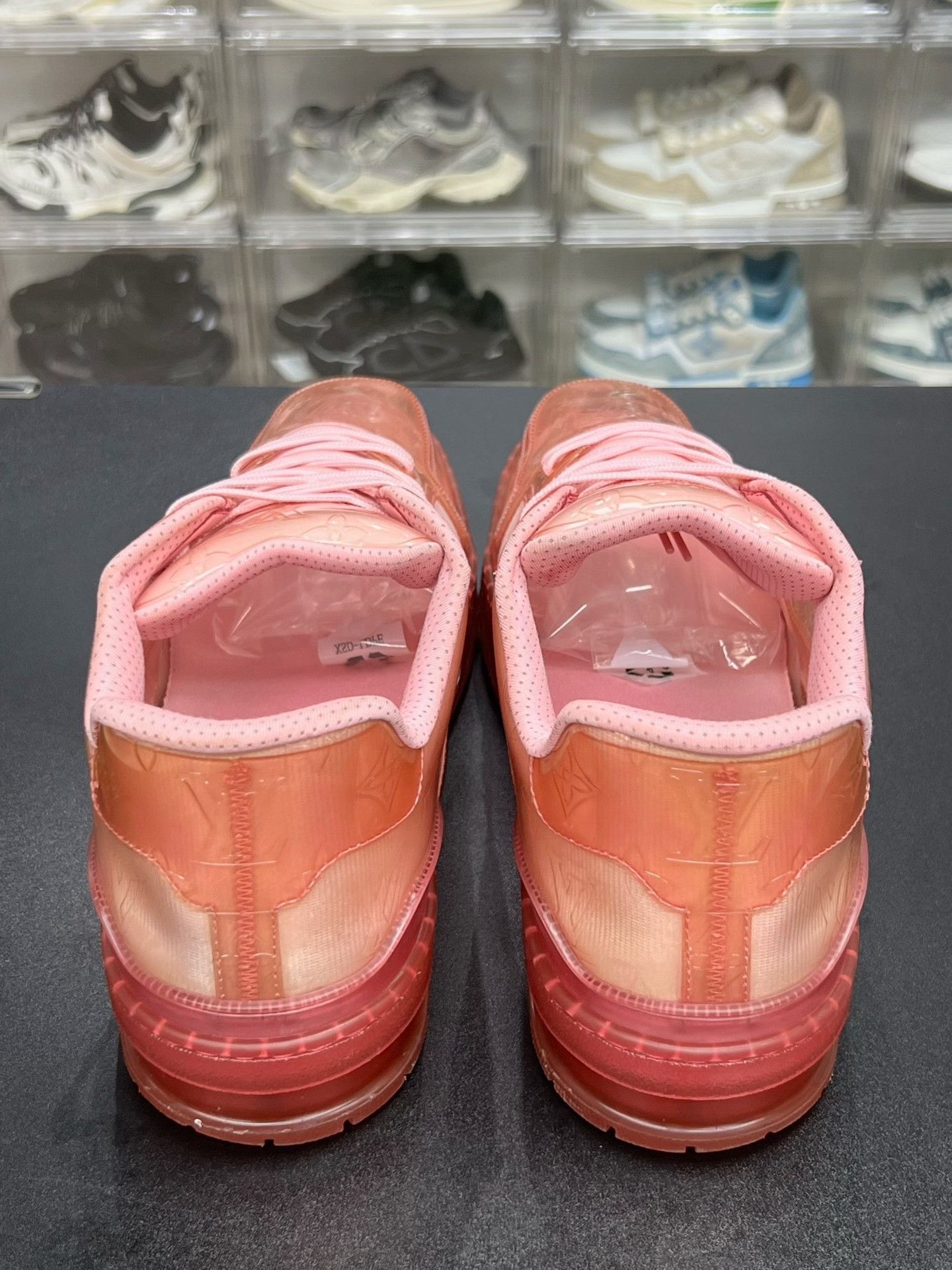 Louis Vuitton Louis Vuitton Pink Designer Casual Size US S / EU 44-46 / 1 - 7 Thumbnail