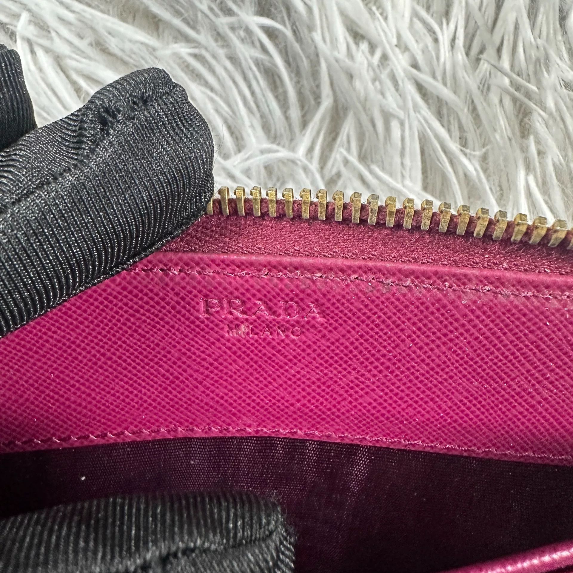 Prada Prada Red Wallet Designer Casual Size ONE SIZE - 3 Thumbnail