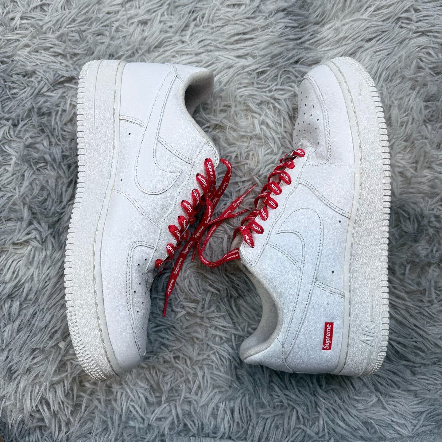 Nike × Supreme Nike x Supreme Air Force 1 Red AF1 Size US 10 / EU 43 - 8 Thumbnail