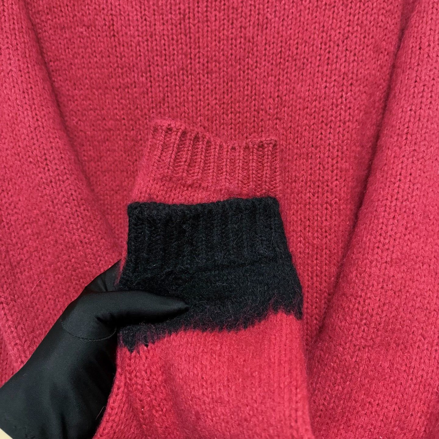 Raf Simons Raf Simons Red Sweater Designer Size US S / EU 44-46 / 1 - 3 Thumbnail