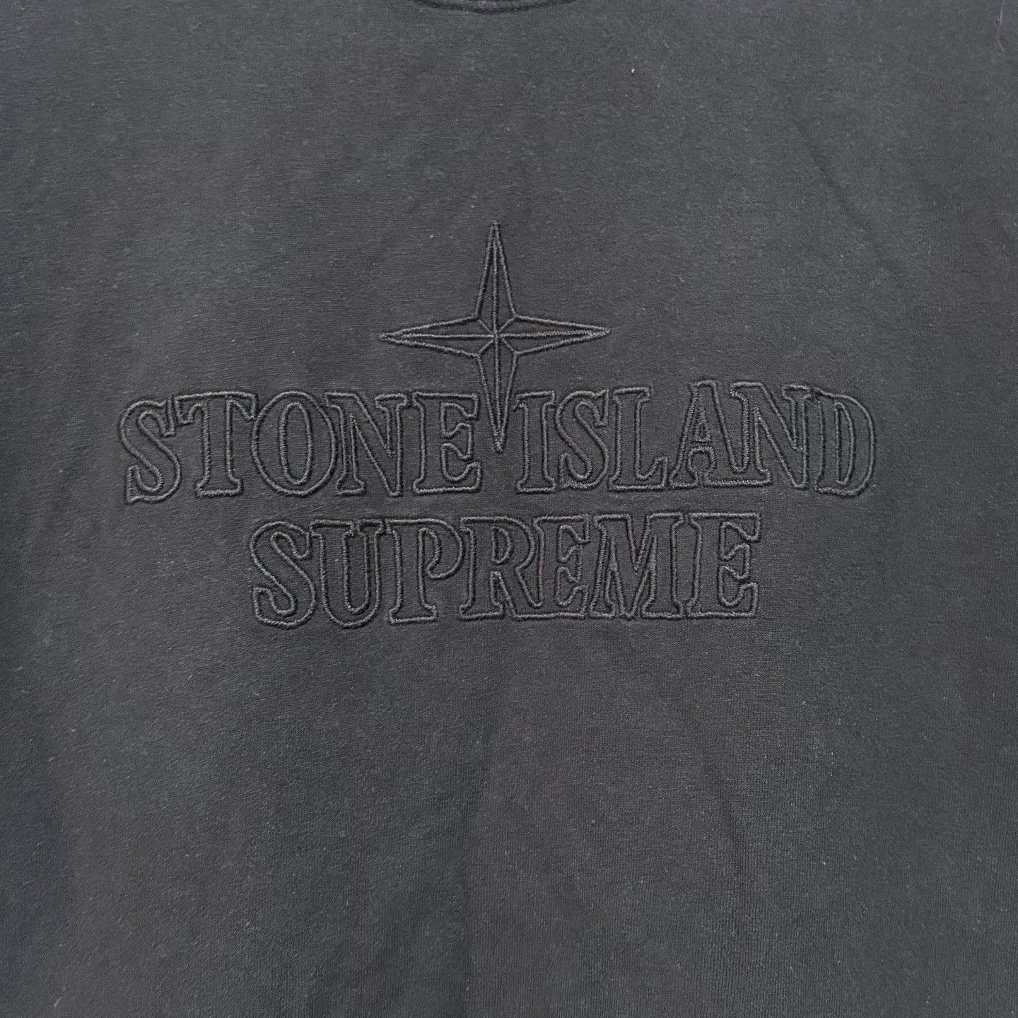 Stone Island Stone Island T-Shirt Casual Short Sleeve Size US S / EU 44-46 / 1 - 5 Thumbnail
