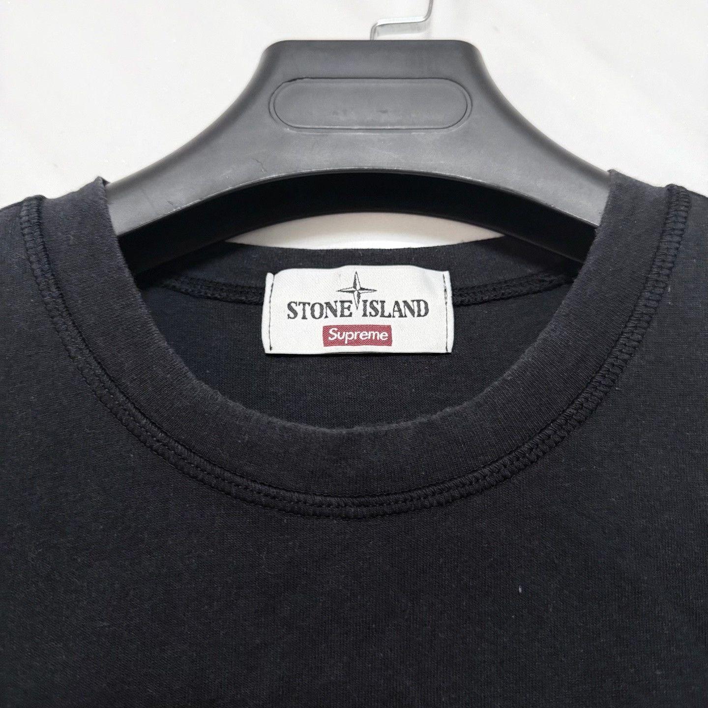 Stone Island Stone Island T-Shirt Casual Short Sleeve Size US S / EU 44-46 / 1 - 6 Thumbnail