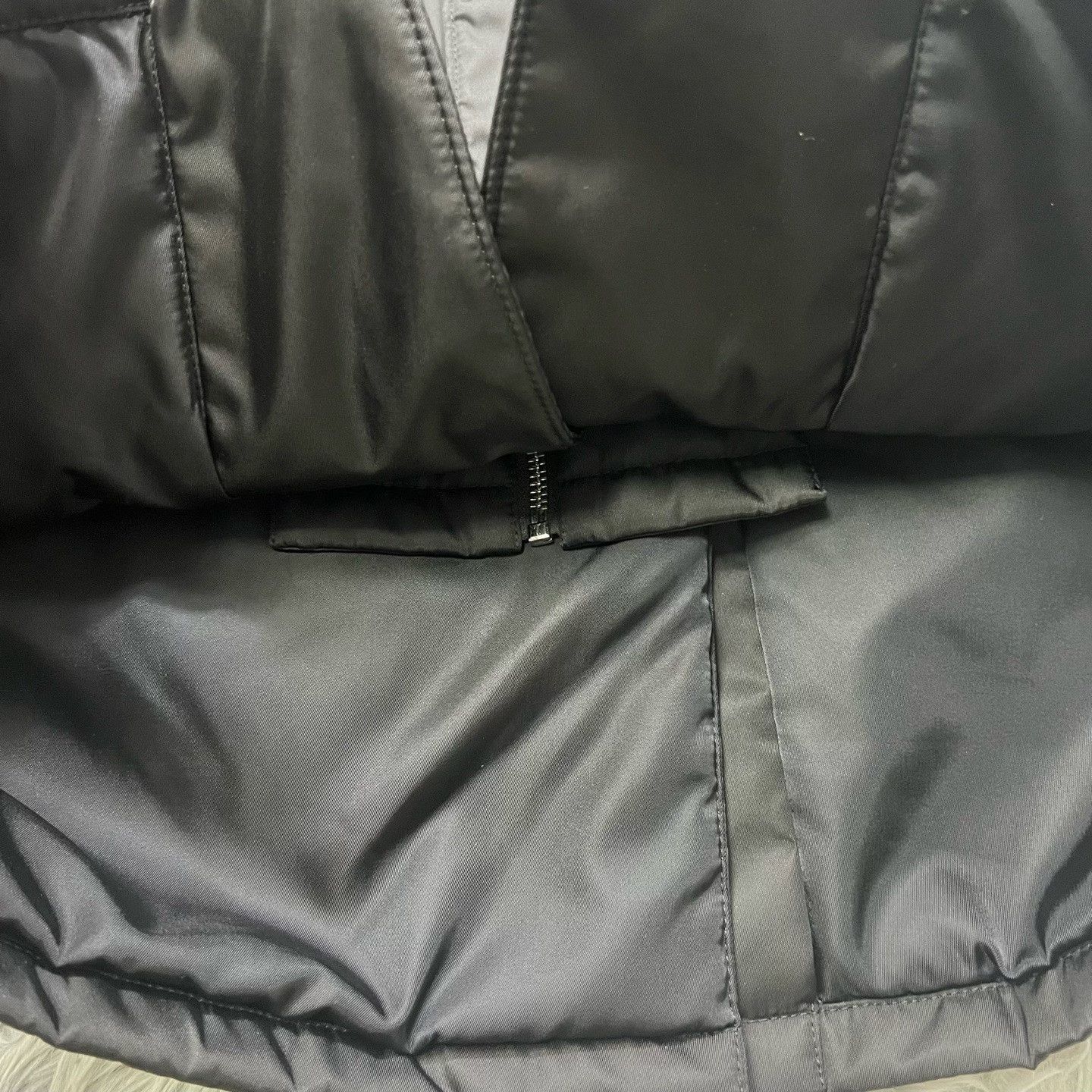 Prada Prada Jacket Outerwear Casual Designer Size US S / EU 44-46 / 1 - 5 Thumbnail