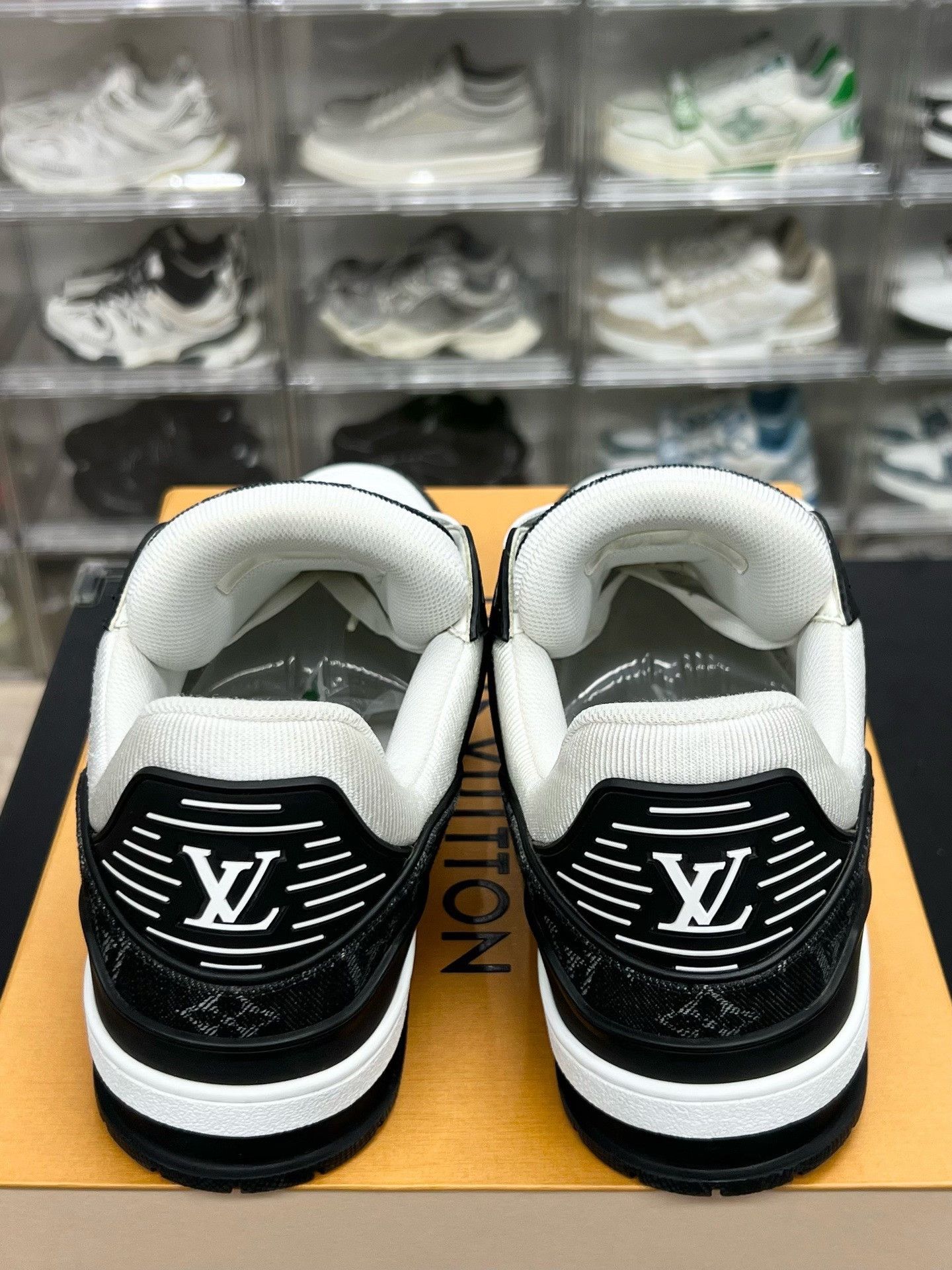 Louis Vuitton Louis Vuitton Black Denim Designer Size US 30 / EU 46 - 7 Thumbnail