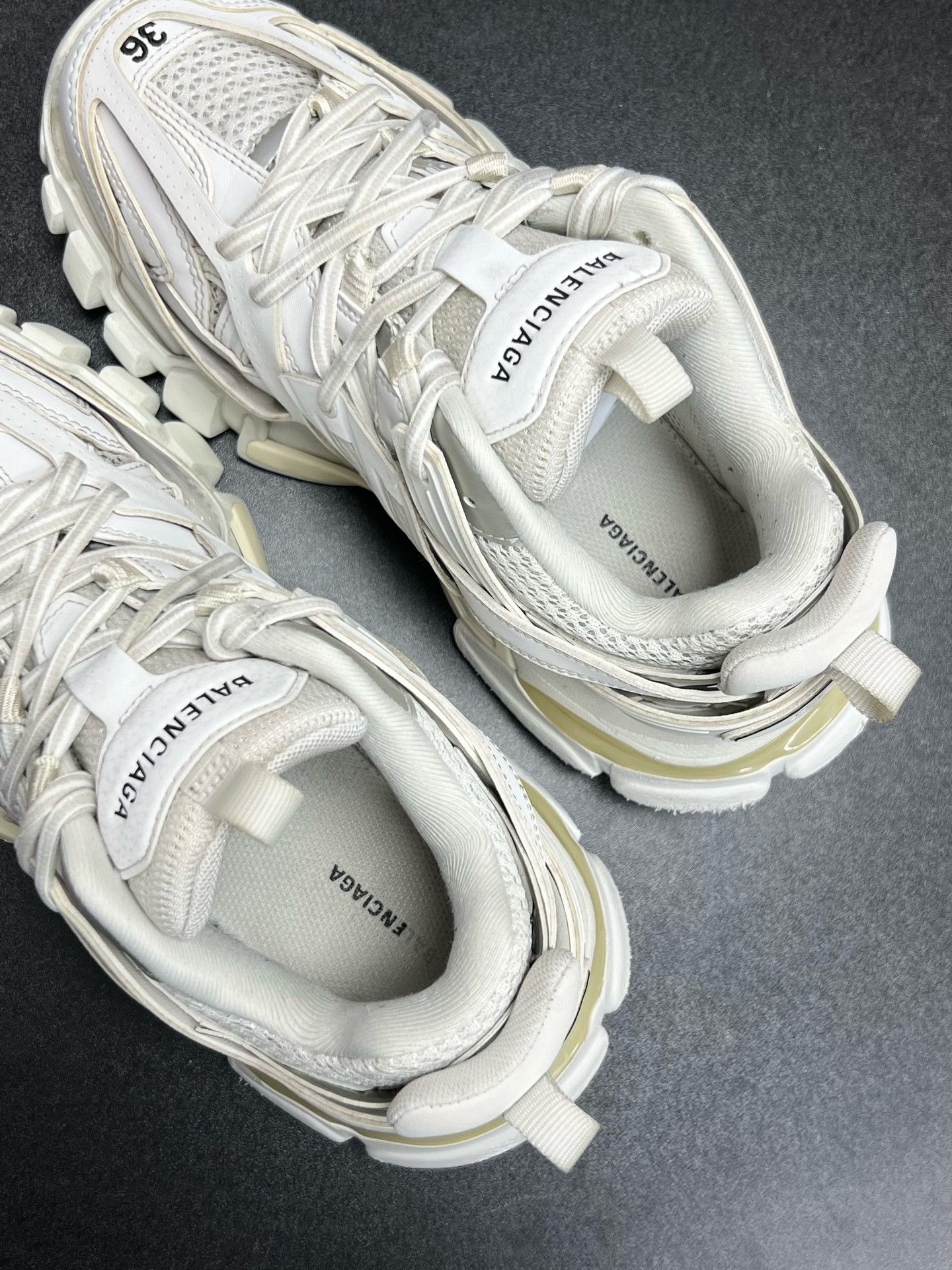 Balenciaga Balenciaga White Designer Casual Size US S / EU 44-46 / 1 - 4 Thumbnail