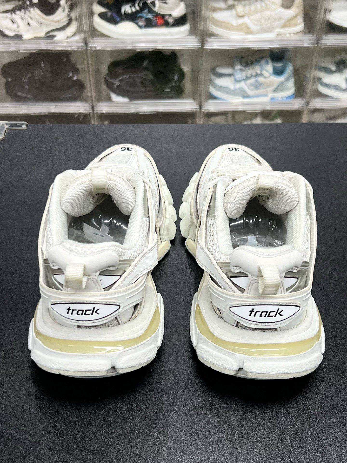 Balenciaga Balenciaga White Designer Casual Size US S / EU 44-46 / 1 - 7 Thumbnail