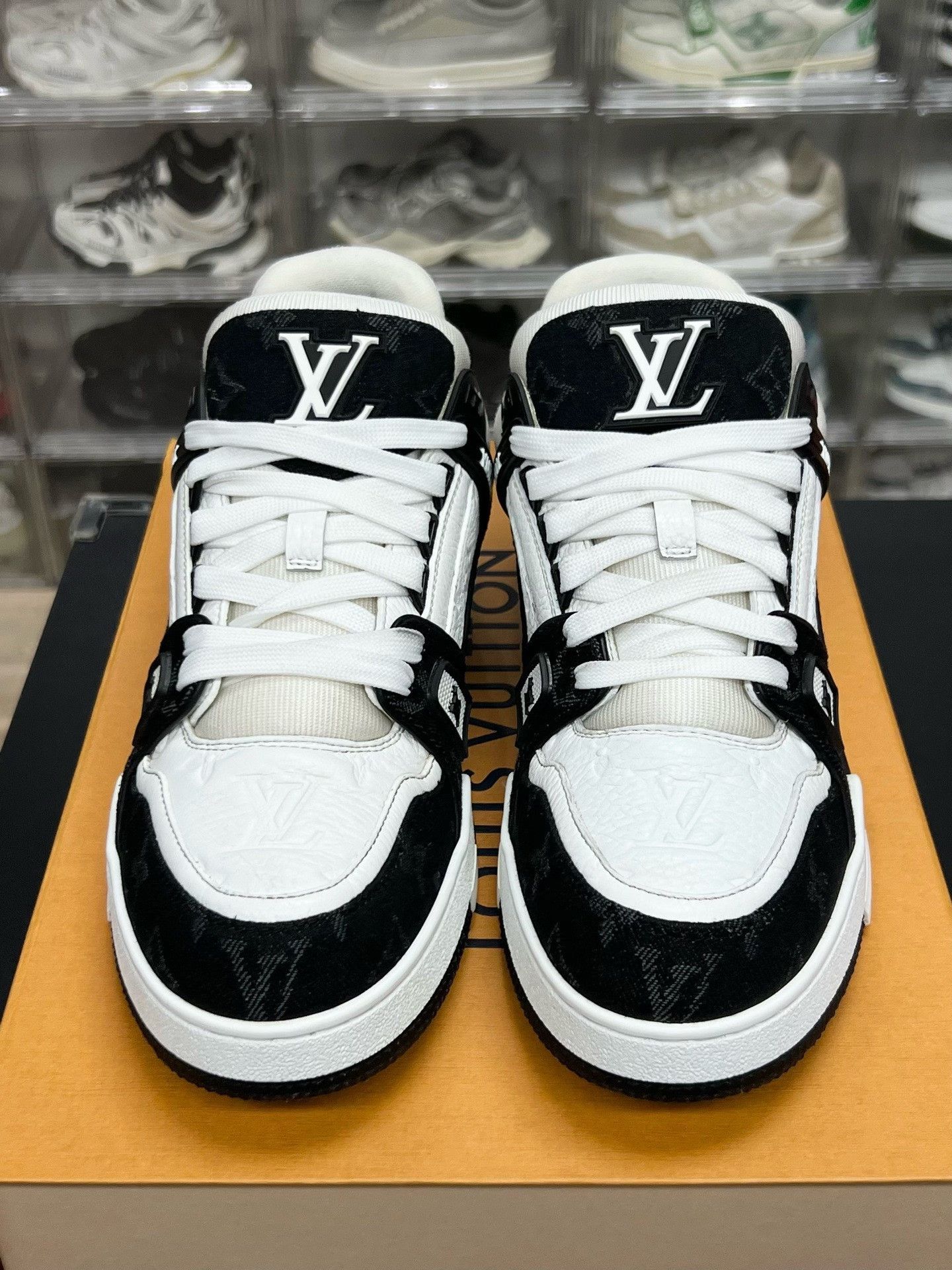 Louis Vuitton Louis Vuitton Black Denim Designer Size US 30 / EU 46 - 2 Thumbnail