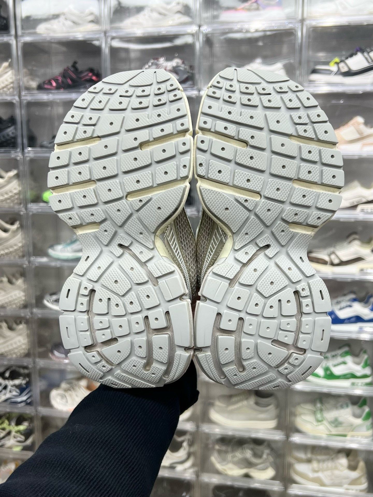 Balenciaga Balenciaga White shoes 43 Eu Size US 10 / EU 43 - 8 Thumbnail