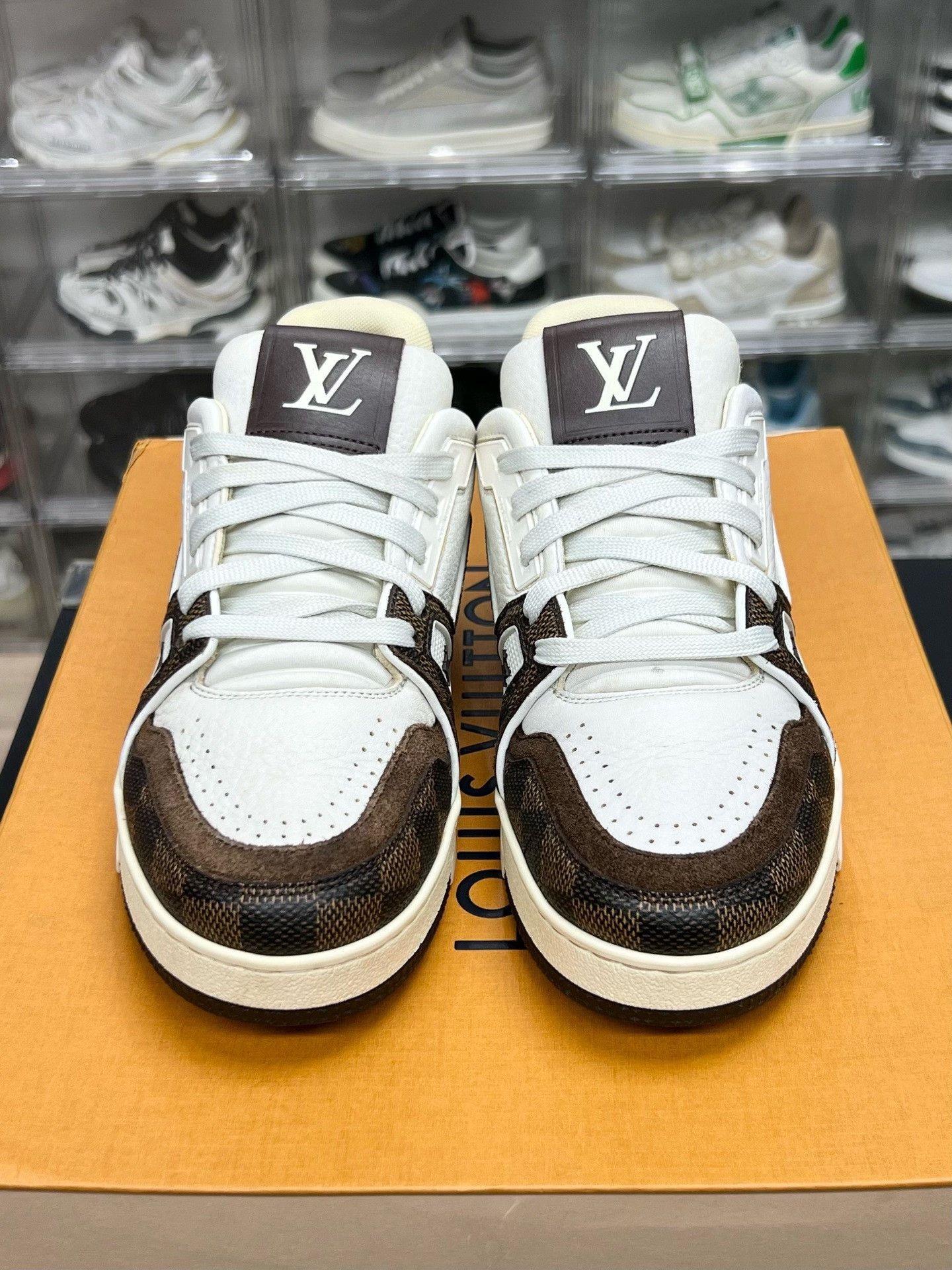 Louis Vuitton Louis Vuitton White Designer Casual Size US S / EU 44-46 / 1 - 2 Thumbnail