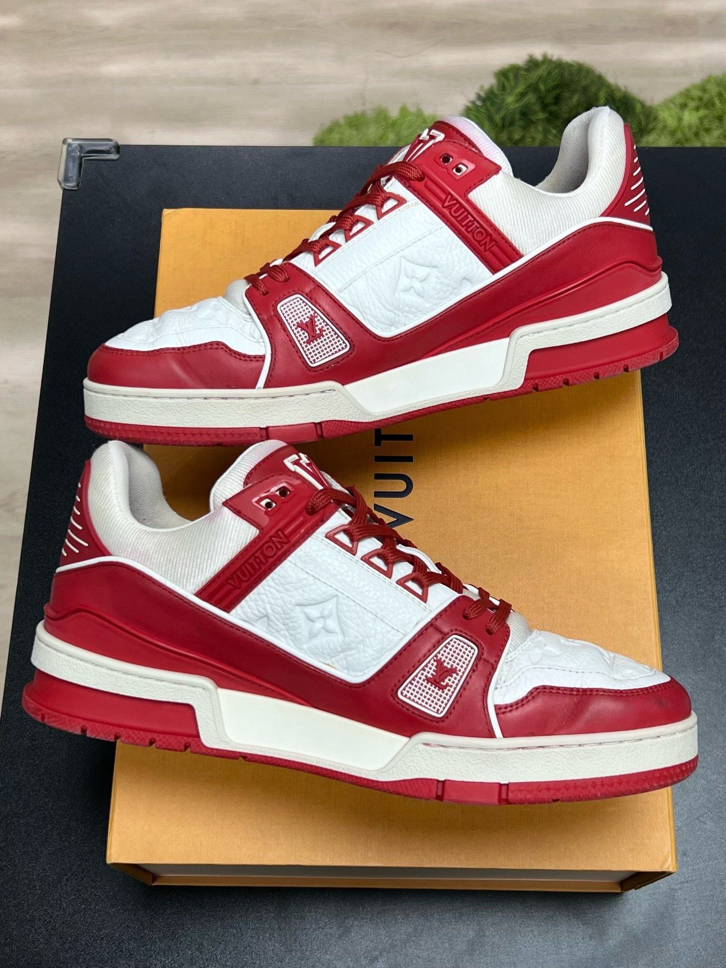 Louis Vuitton Louis Vuitton Red Designer Casual Size US S / EU 44-46 / 1 - 6 Thumbnail