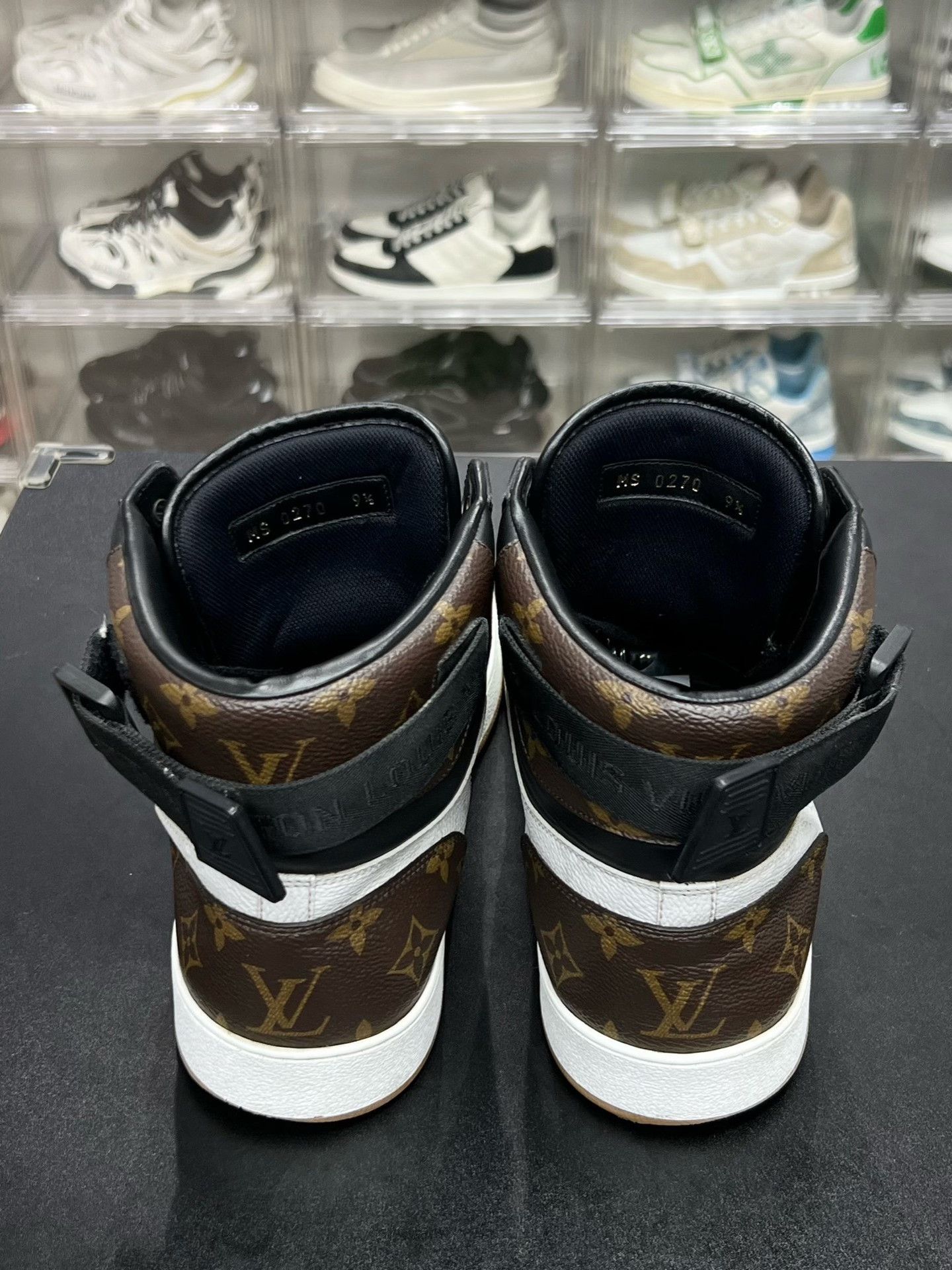 Louis Vuitton Louis Vuitton Item Designer Casual Size US 5 / EU 37 - 7 Thumbnail