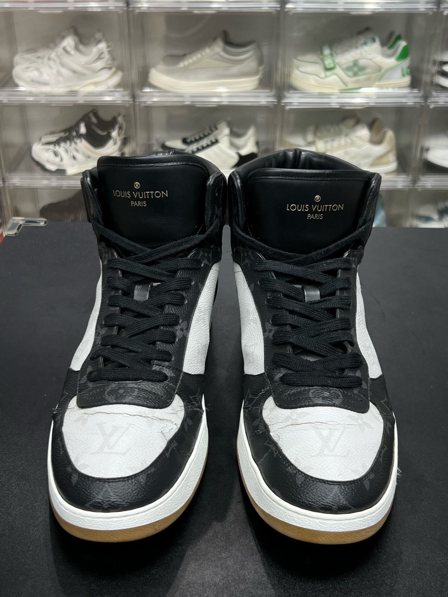 Louis Vuitton Louis Vuitton Item Designer Casual Size US 5 / EU 37 - 2 Thumbnail