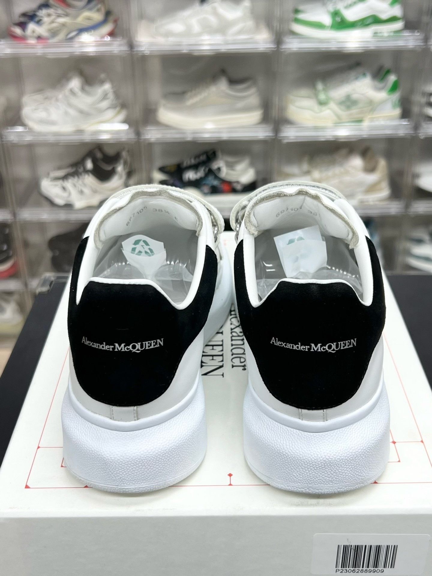 Alexander McQueen Alexander McQueen Black Velcro Size US XS / EU 42 / 0 - 7 Thumbnail